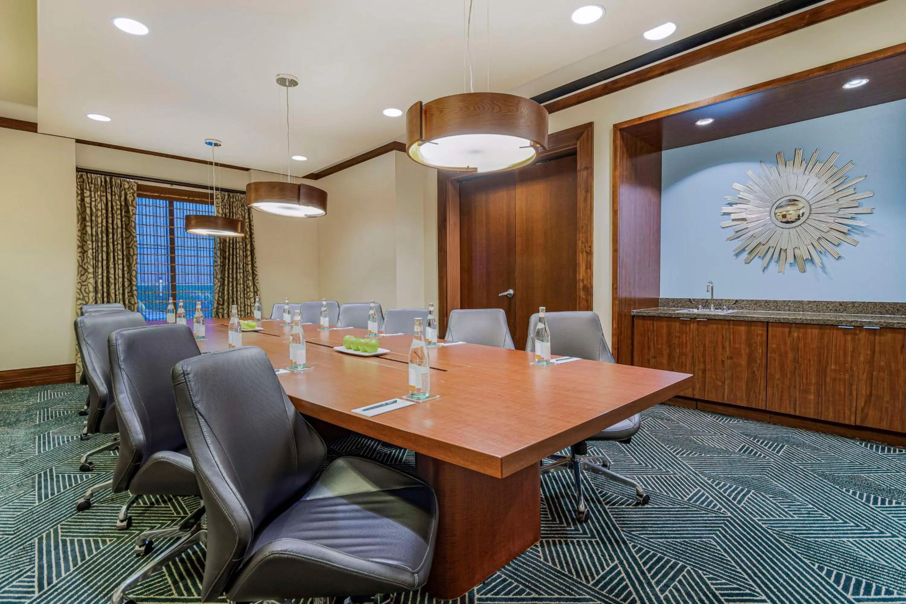 Meeting/conference room in Embassy Suites Houston - Downtown