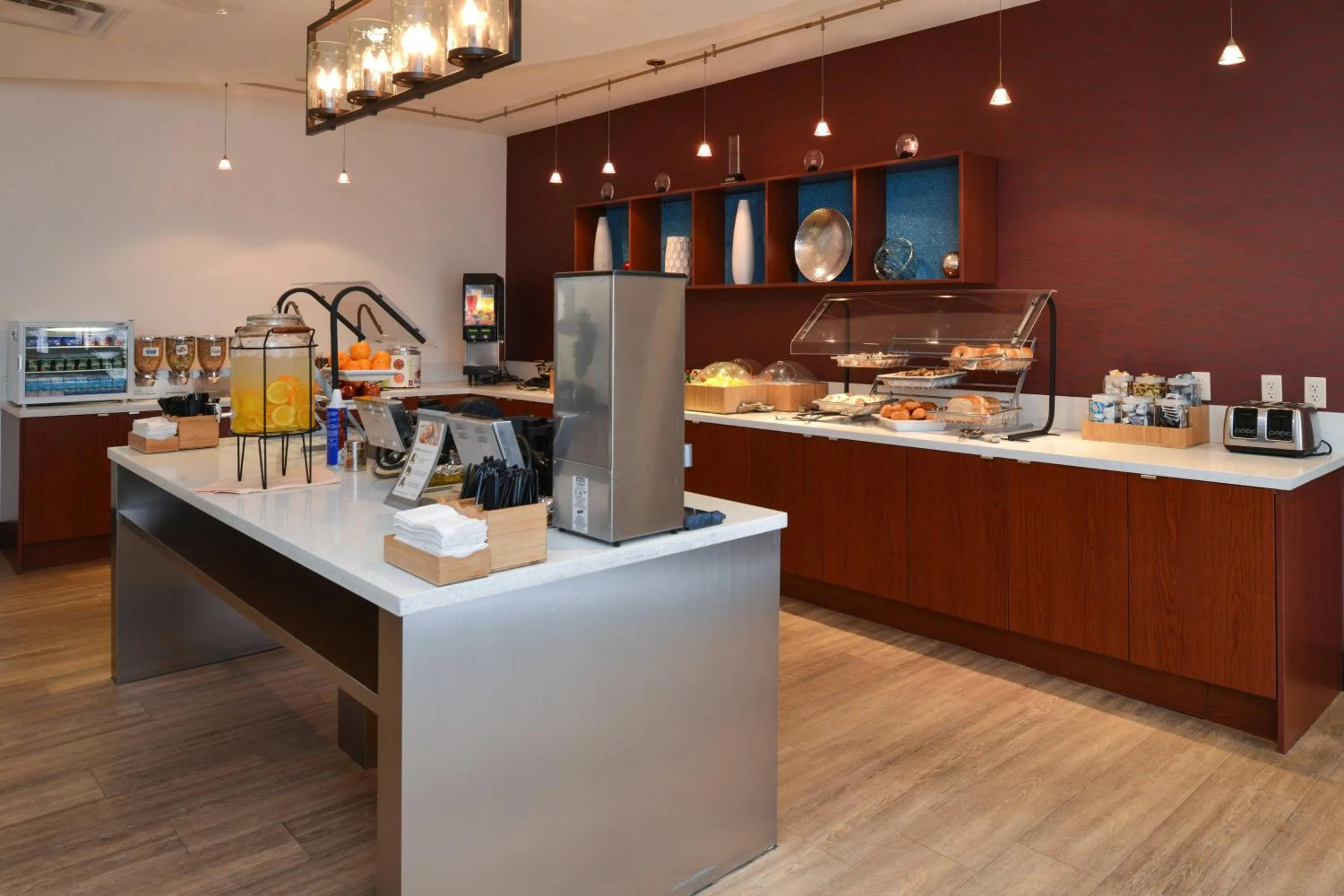 Breakfast in SpringHill Suites by Marriott Oklahoma City Airport