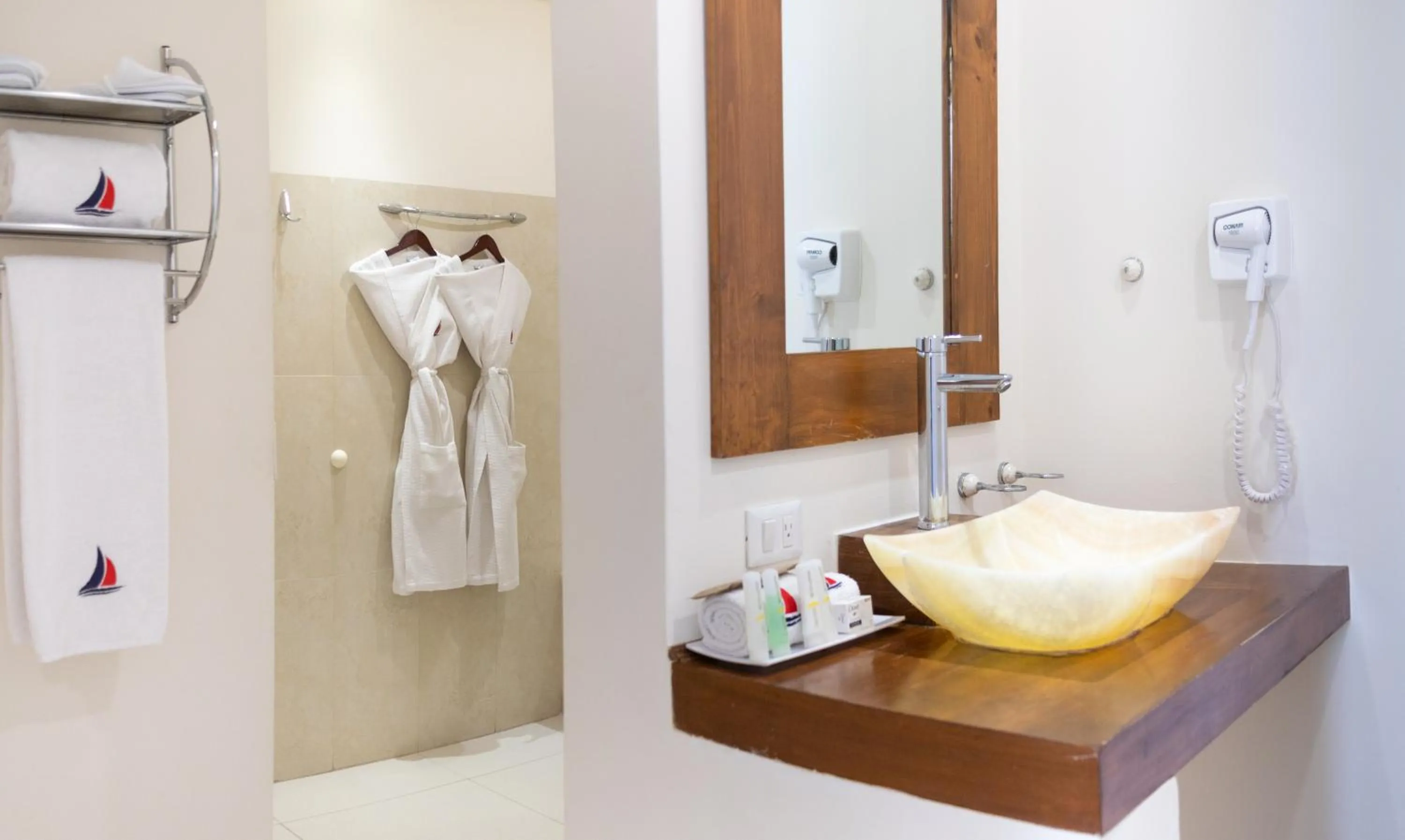 Bathroom in The Westmarine Waterfront Hotel