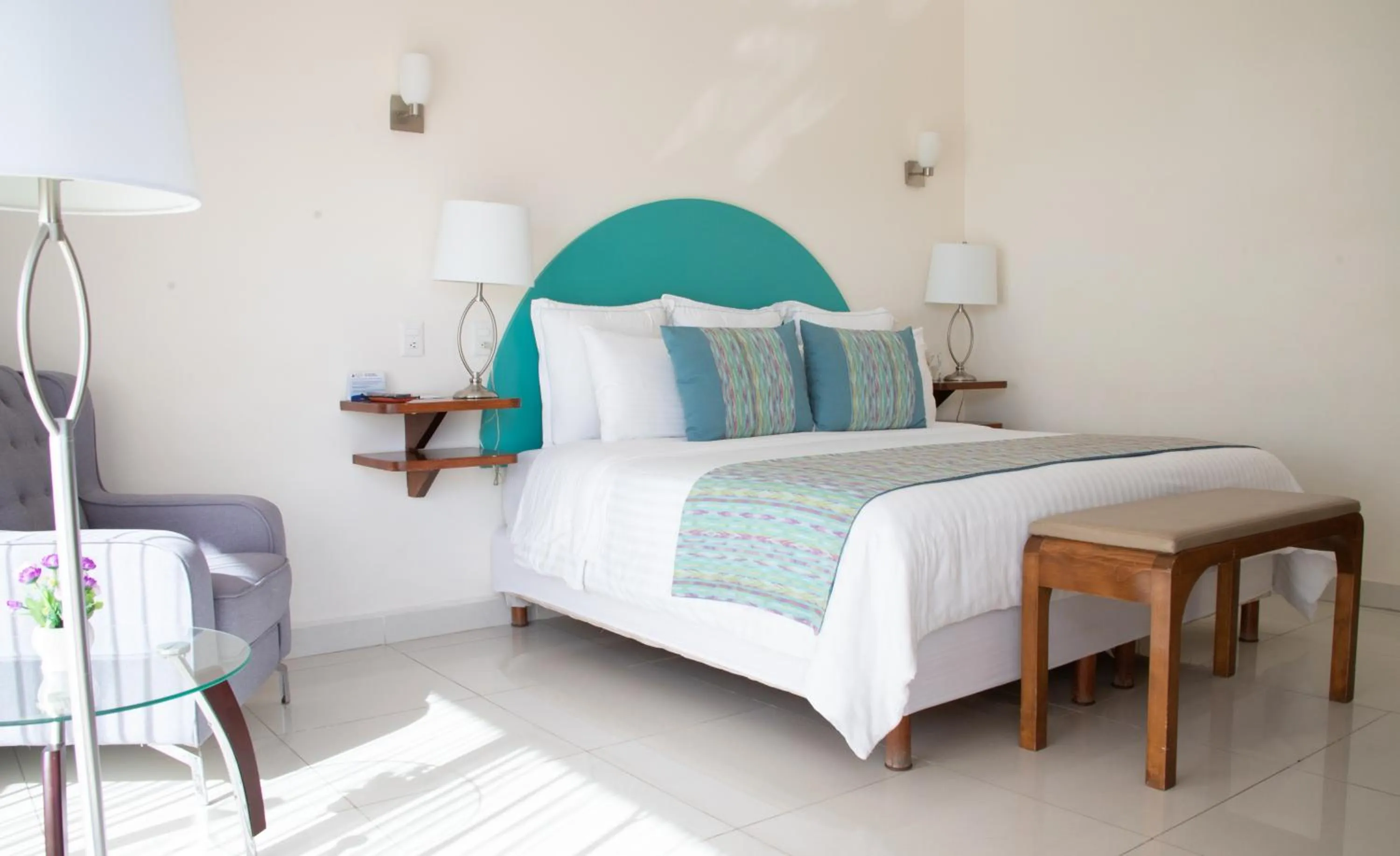 Bedroom, Bed in The Westmarine Waterfront Hotel