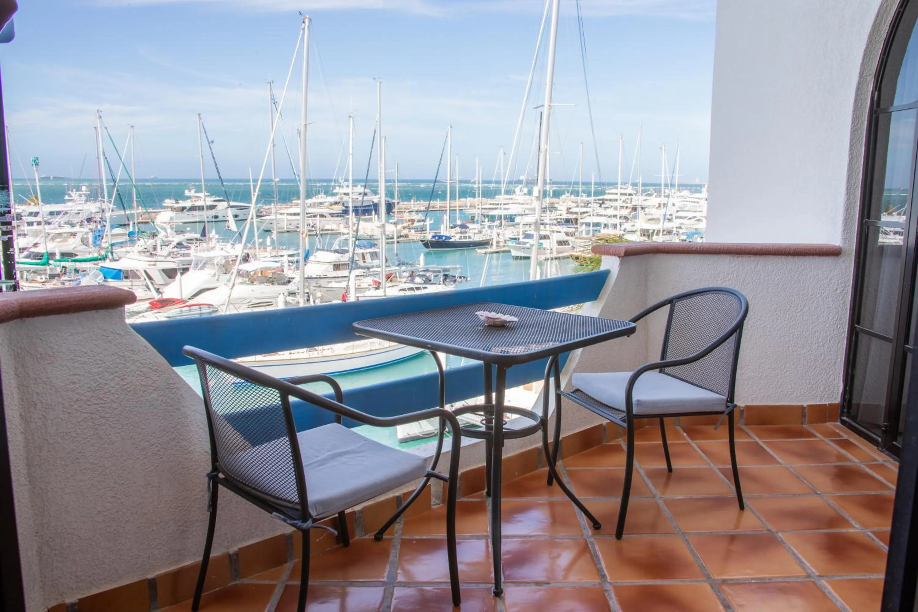 Balcony/Terrace in The Westmarine Waterfront Hotel