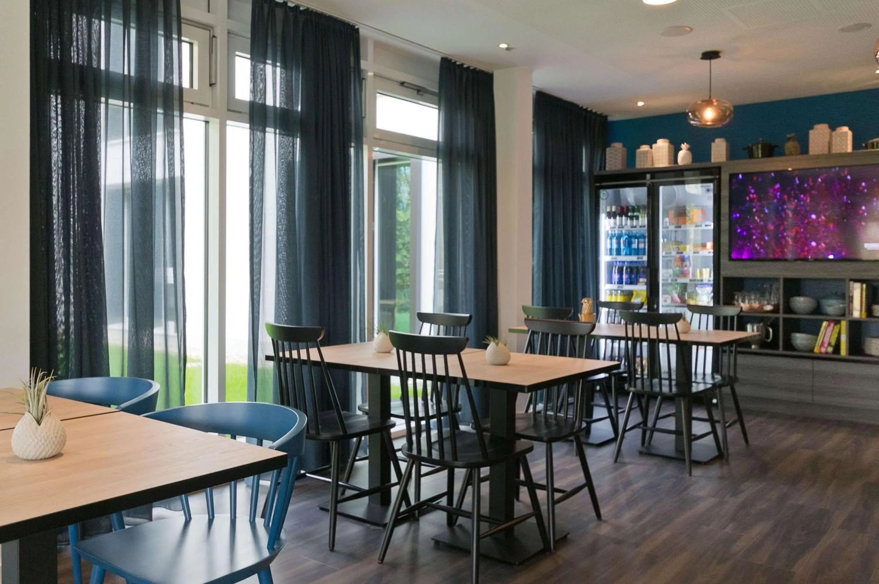 Lounge or bar in elaya hotel stuttgart boeblingen