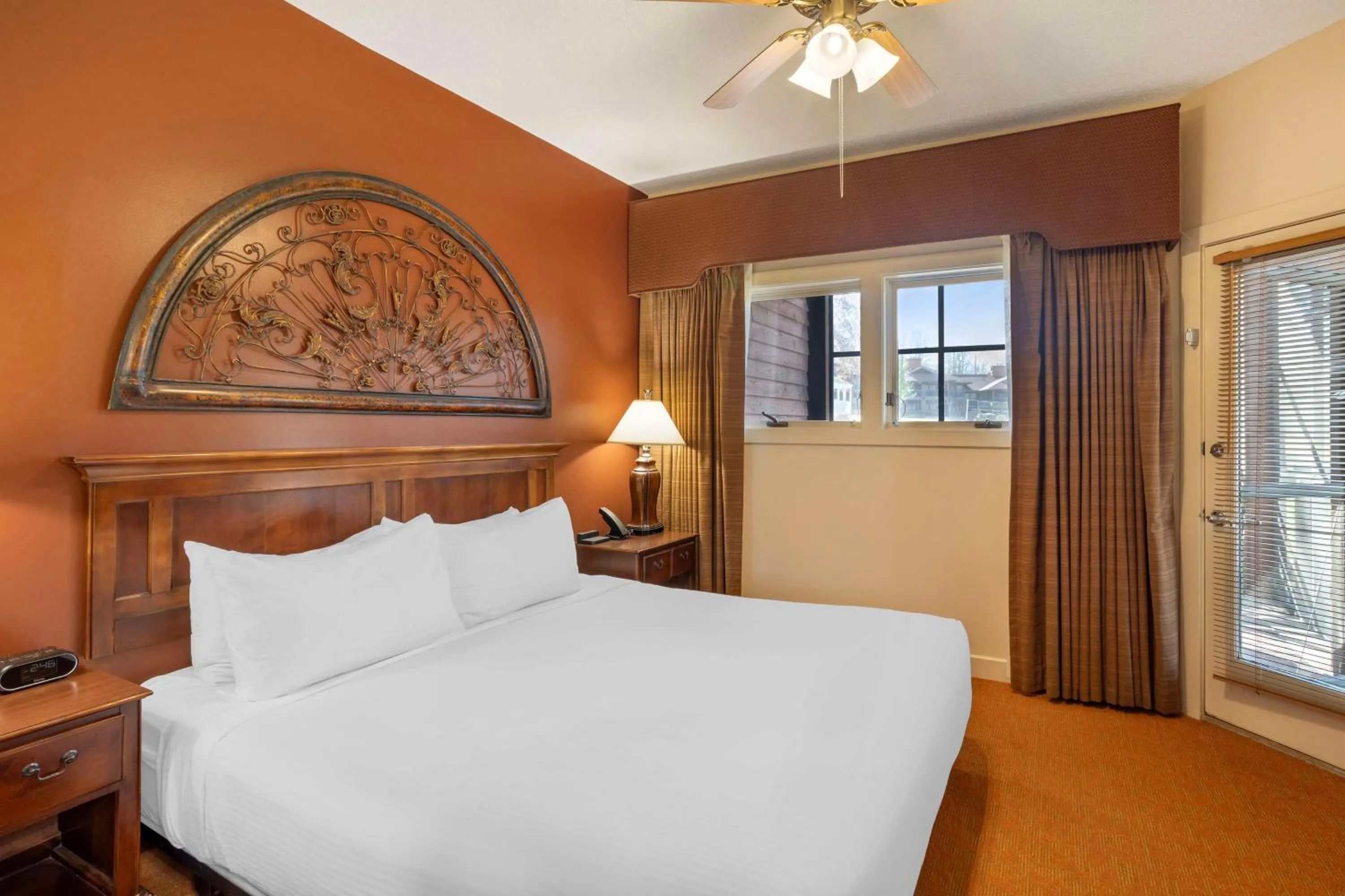 Bed in Hilton Vacation Club Bent Creek Golf Village Gatlinburg