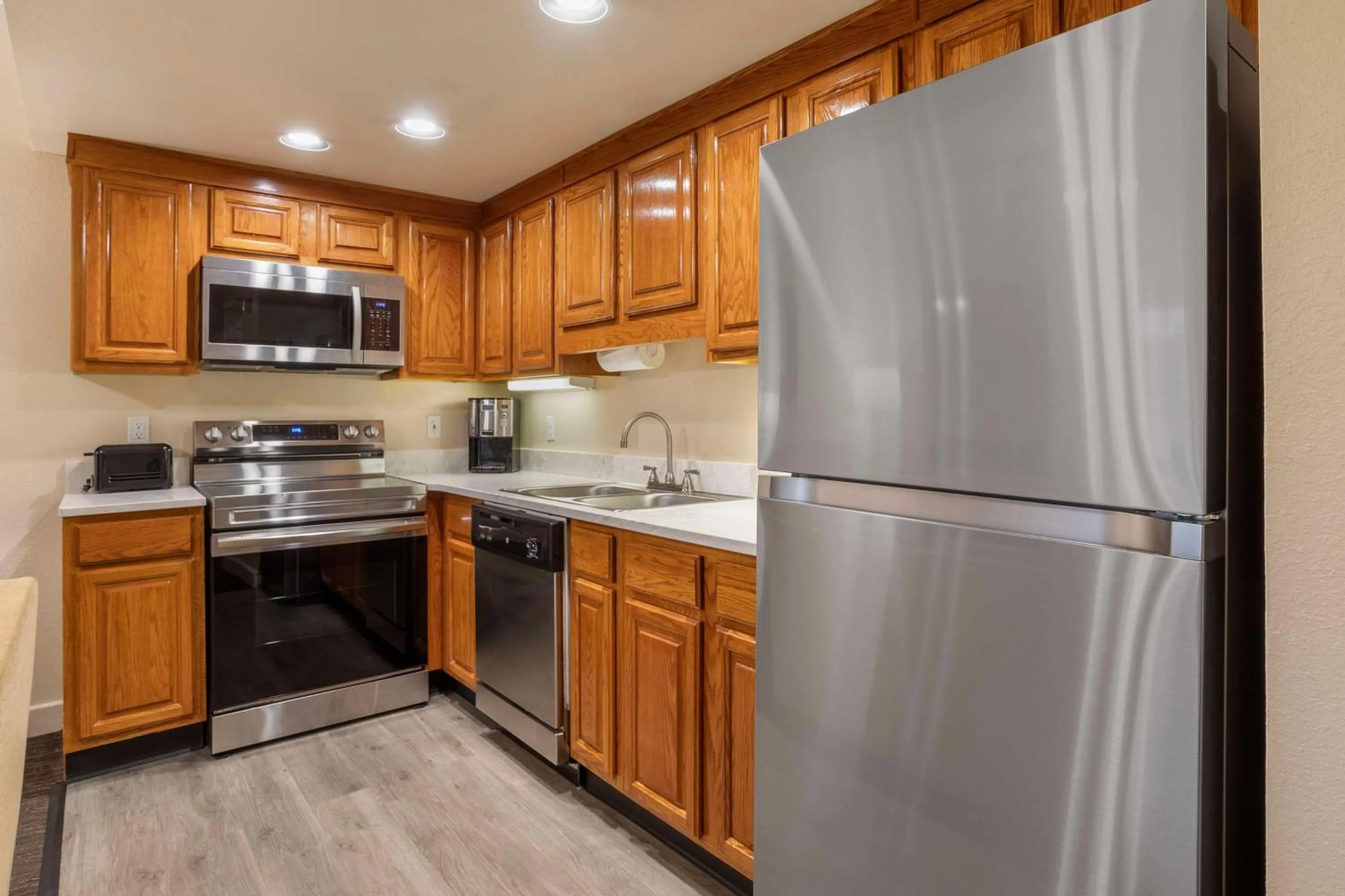 Kitchen or kitchenette in Hilton Vacation Club Bent Creek Golf Village Gatlinburg