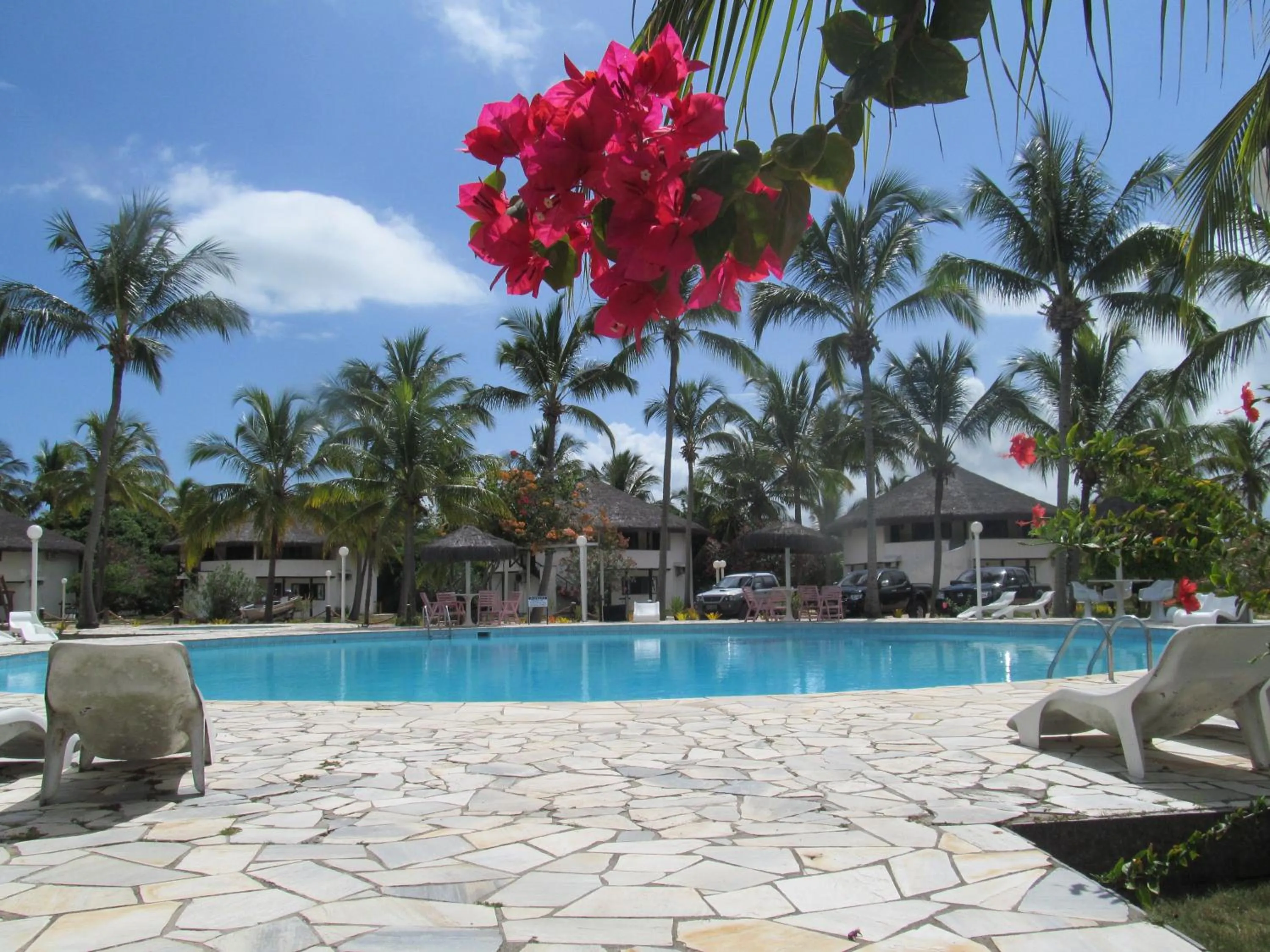 Pool view in Hotel Marina Porto Abrolhos