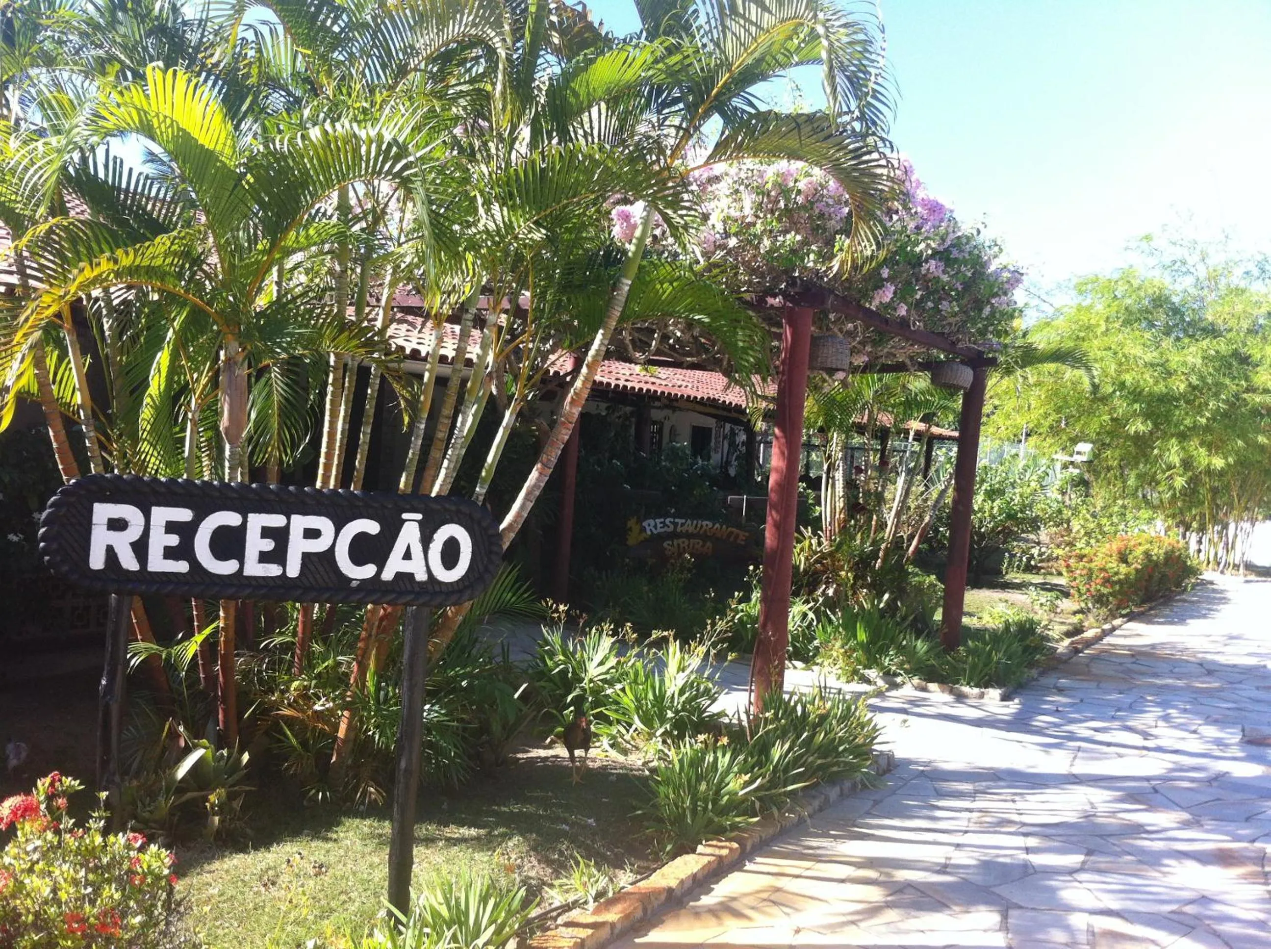Garden view in Hotel Marina Porto Abrolhos