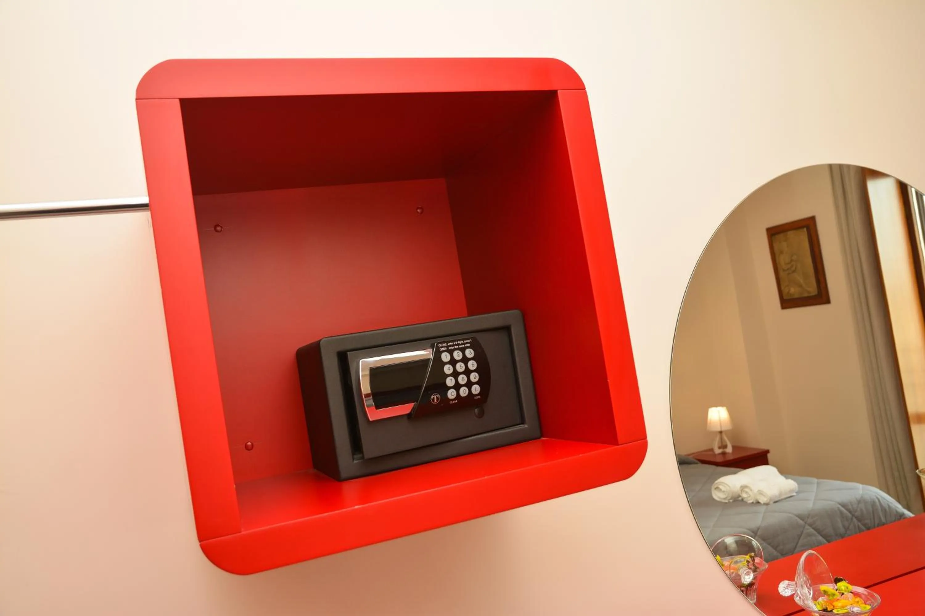 safe in FURTURE'Rooms