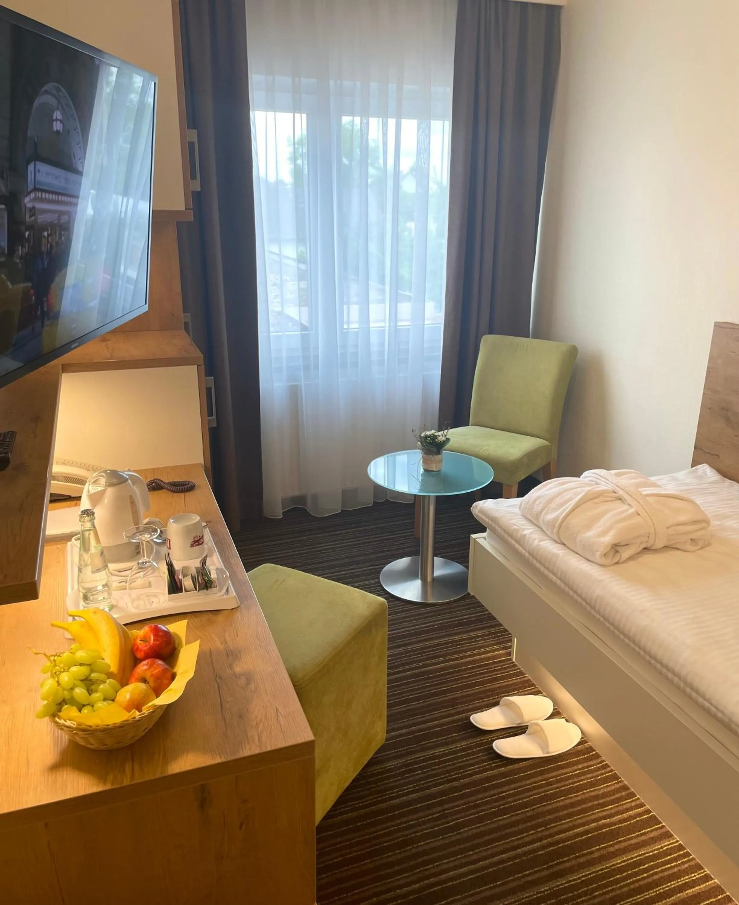 Photo of the whole room, Bed in Hotel Nothnagel