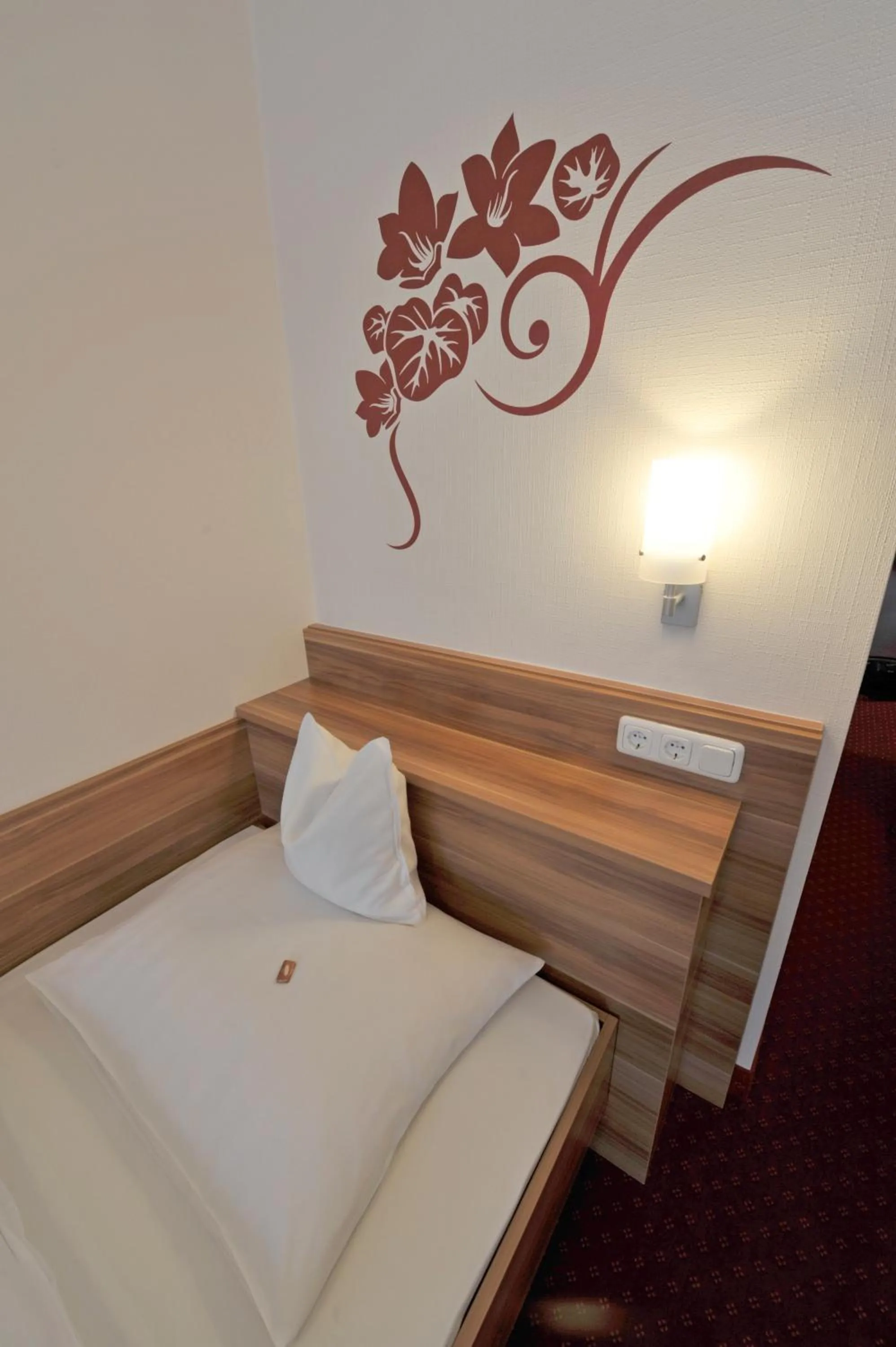 Decorative detail, Bed in Hotel Nothnagel