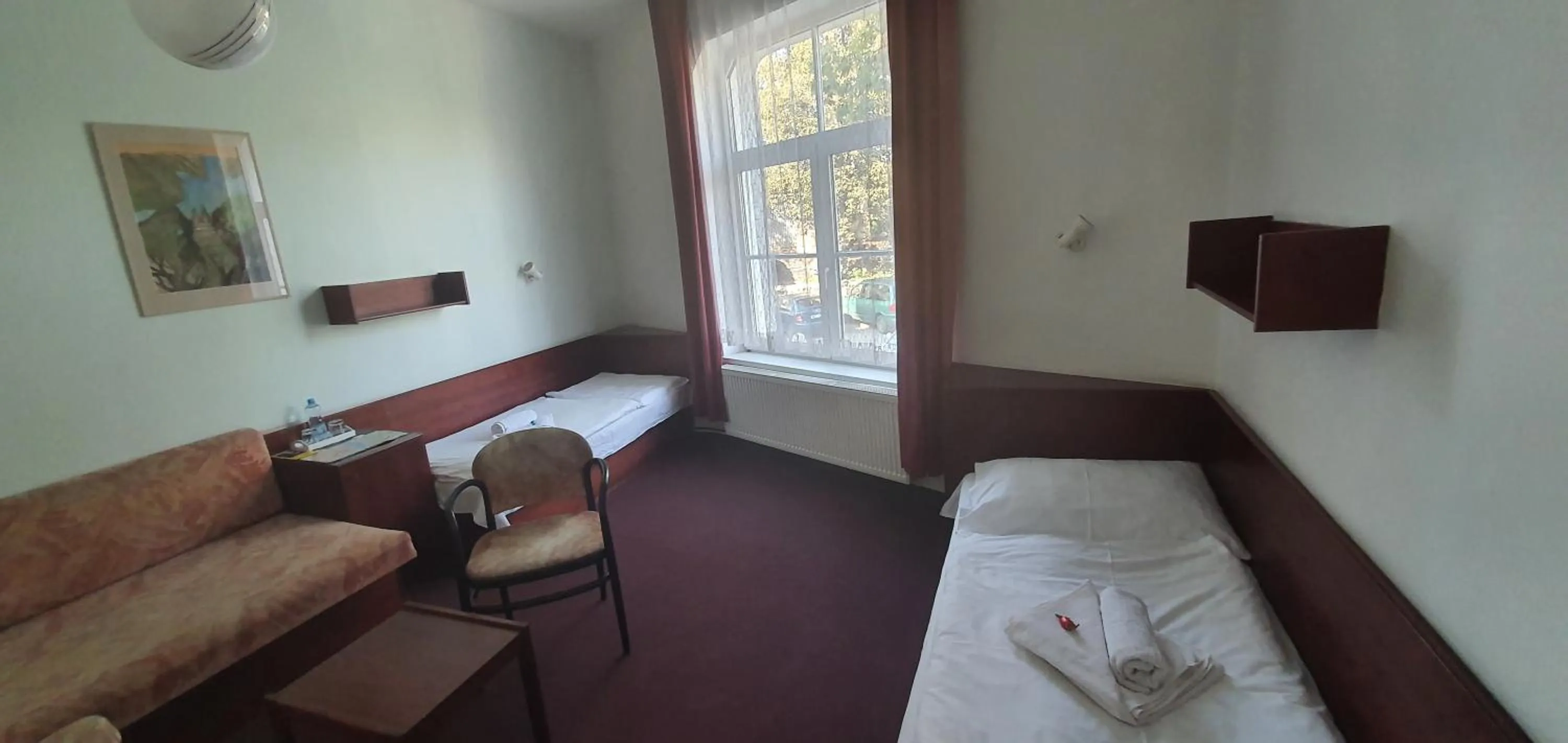 Property building, Bed in Hotel Jerabek