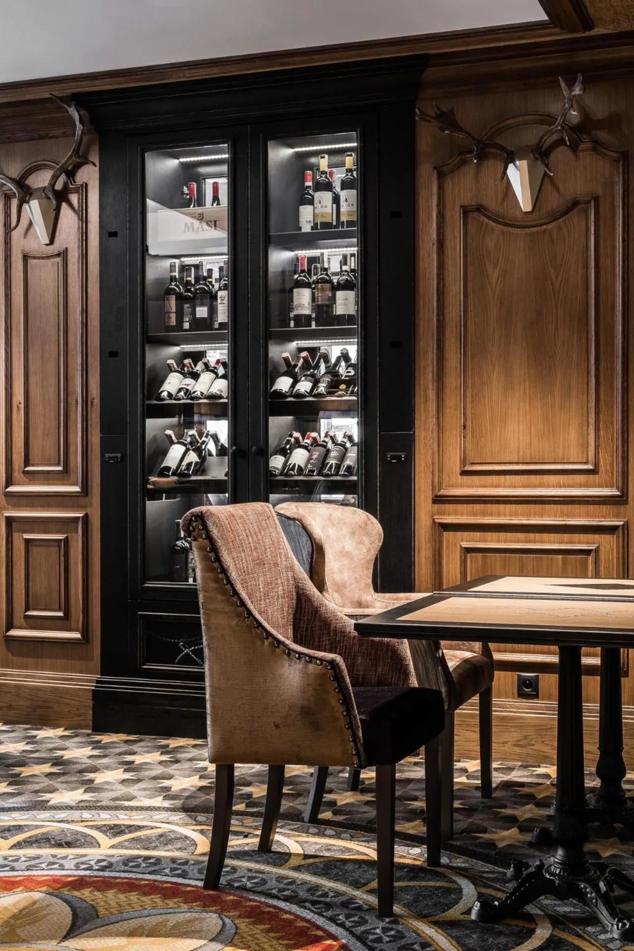 Restaurant/places to eat in Hotel Wersal