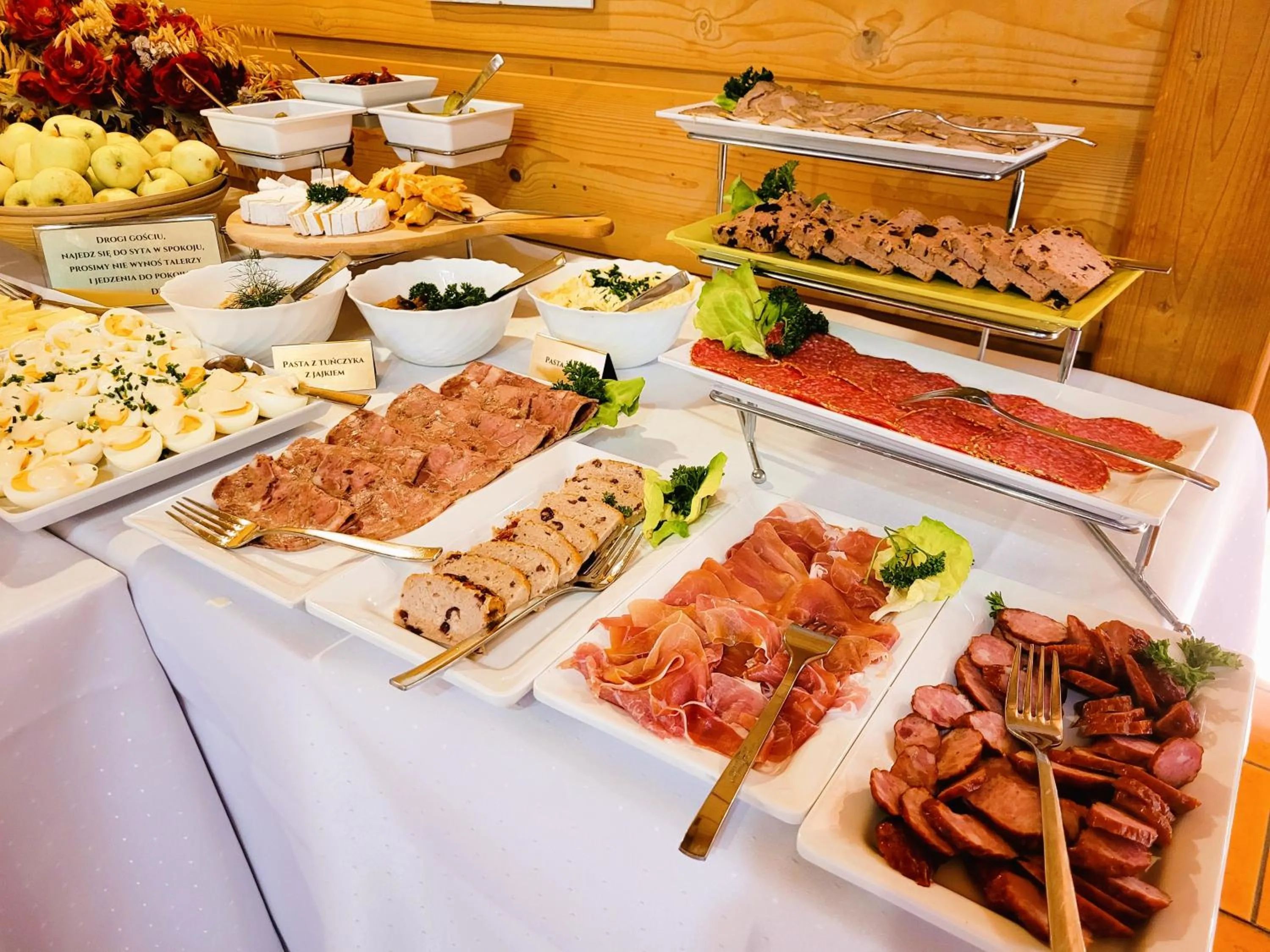 Food and drinks in Karina