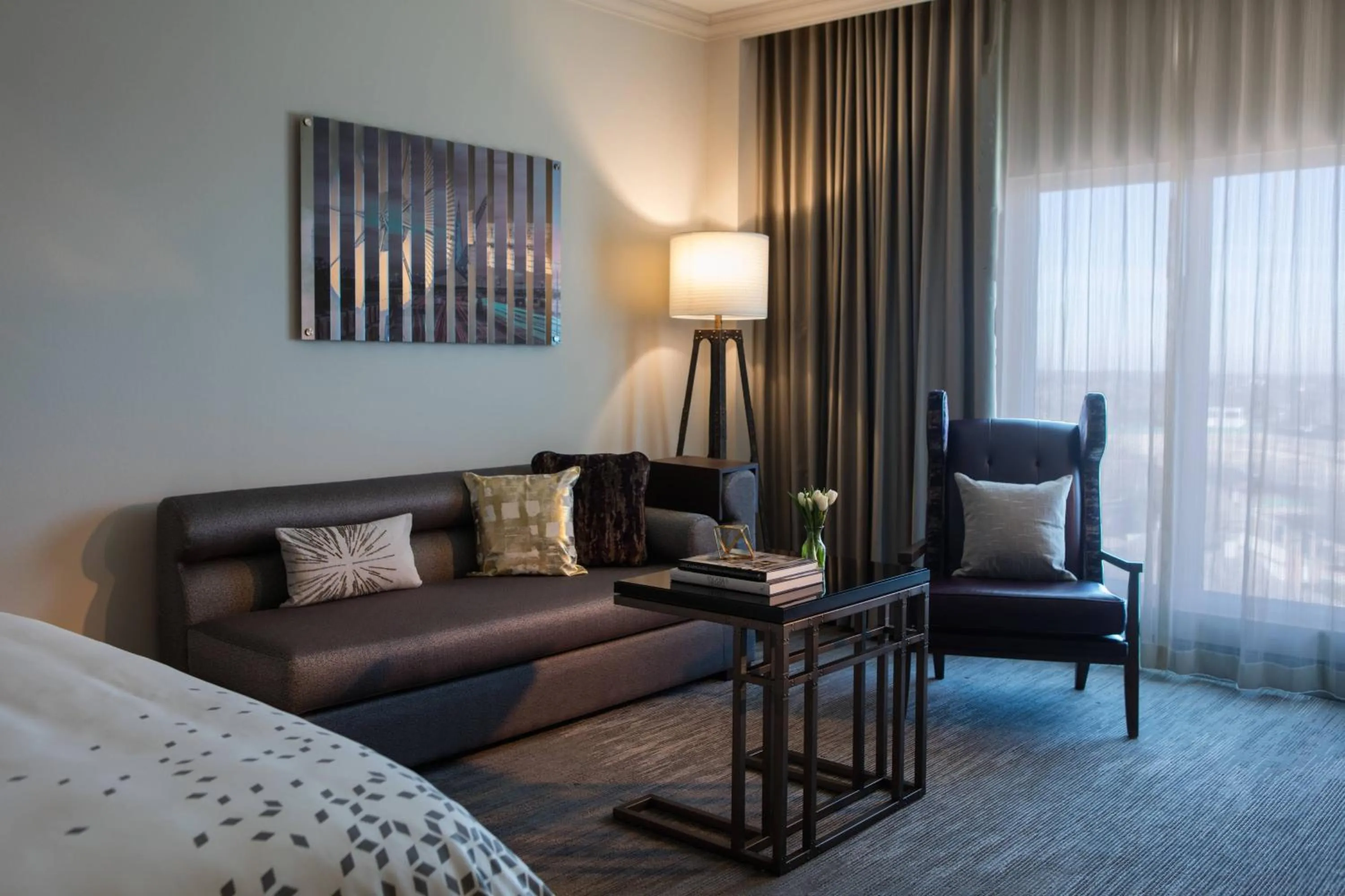 Photo of the whole room, Bed in Renaissance Waterford Oklahoma City Hotel