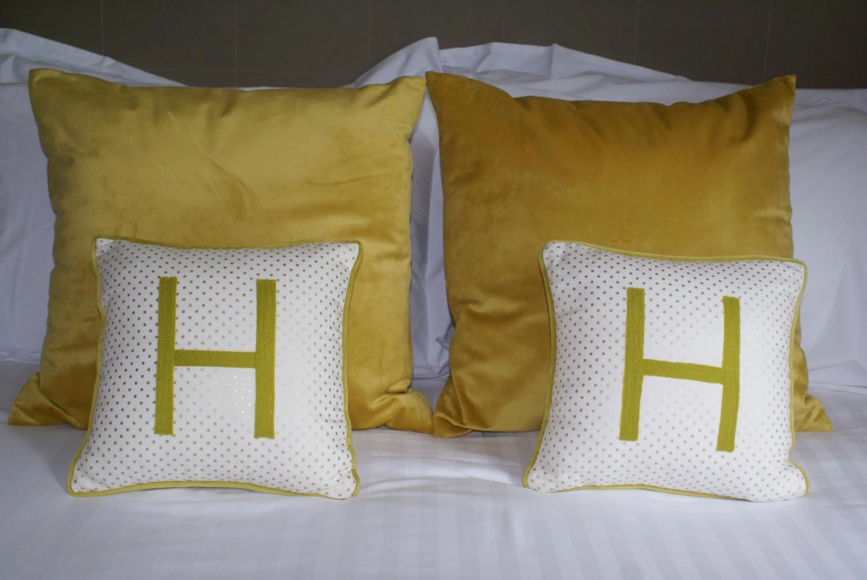 Bedroom, Bed in Haley's Hotel