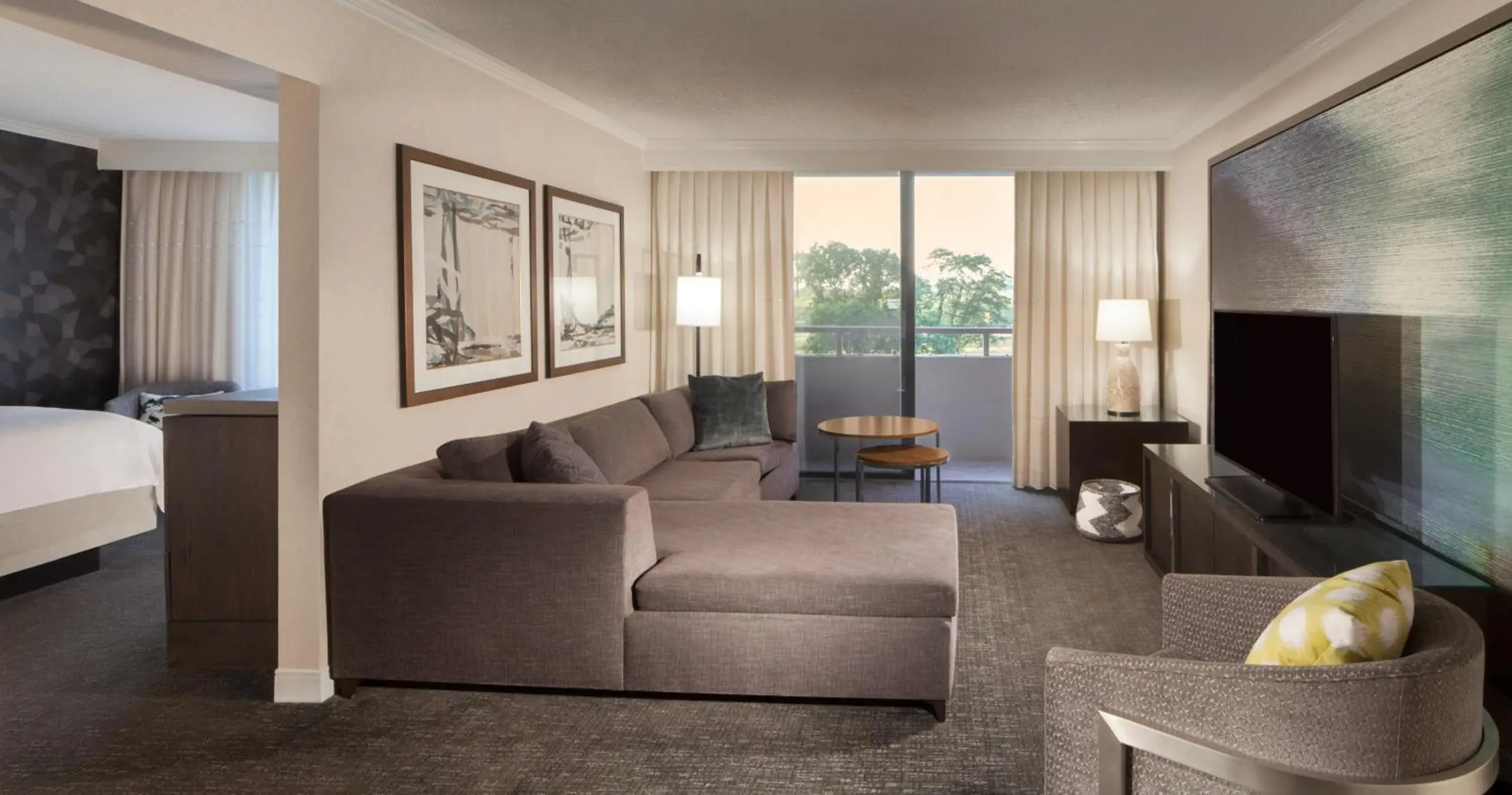 One-Bedroom Suite with Sofa Bed and Balcony in Omaha Marriott One-Bedroom Suite with Sofa Bed and Balcony in Omaha Marriott