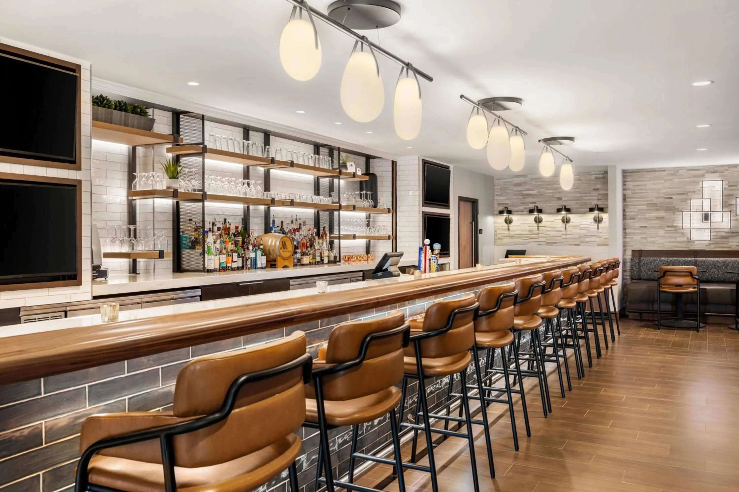 Lounge or bar in Omaha Marriott