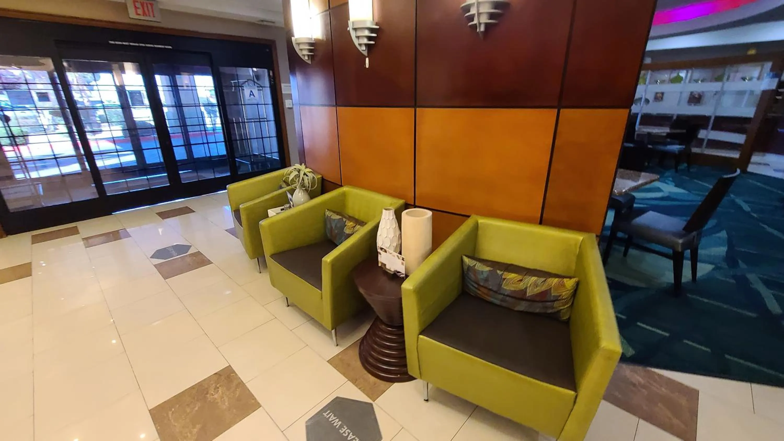 Lobby or reception in Best Western Hesperia-Victorville Suites