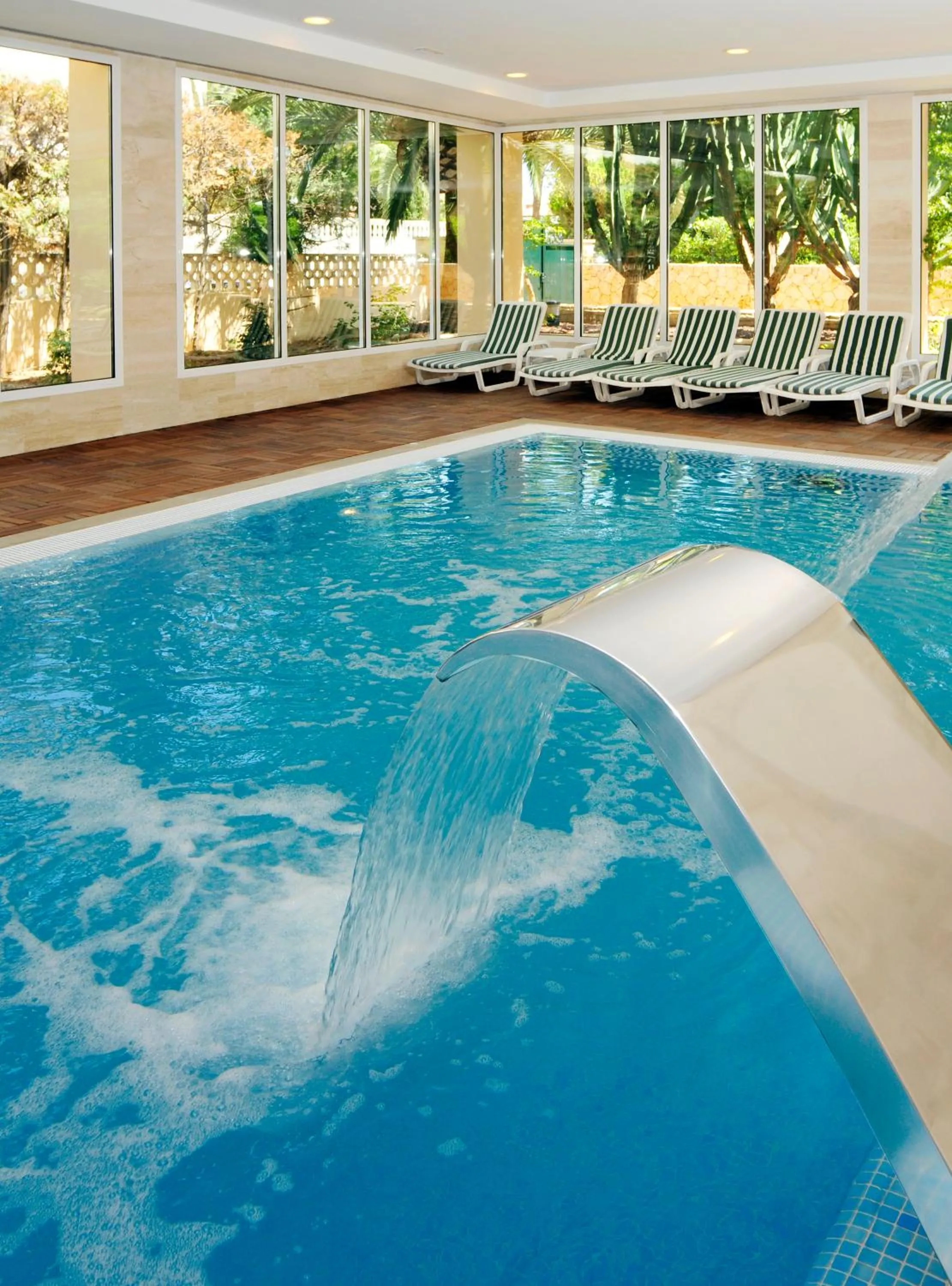 Swimming pool in Hipotels Said