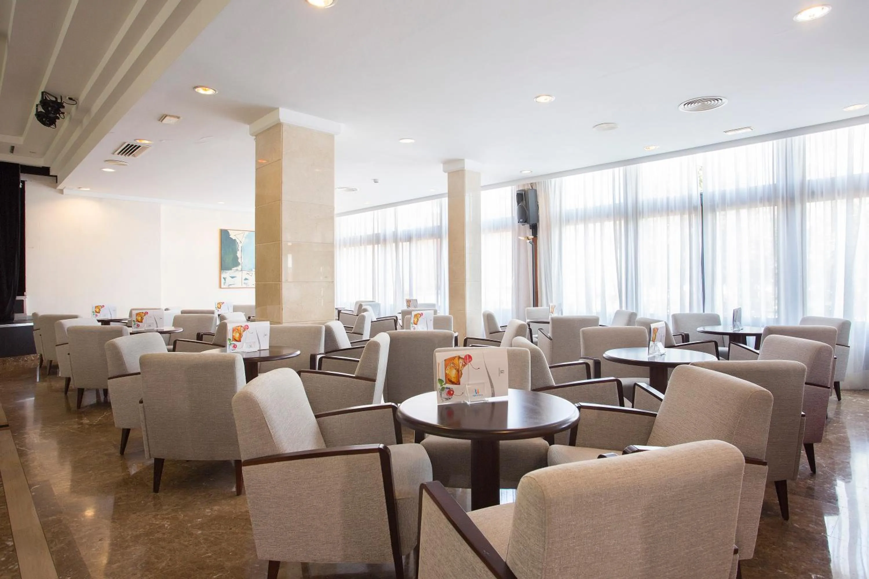 Lounge or bar in Hipotels Said