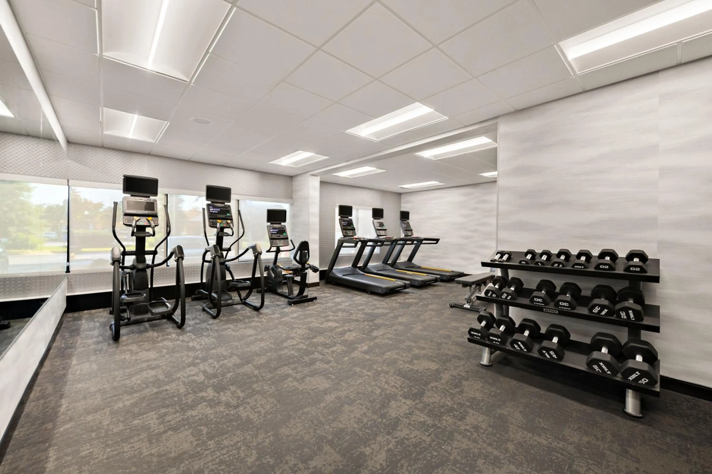 Fitness centre/facilities in Fairfield by Marriott Inn & Suites Chesapeake