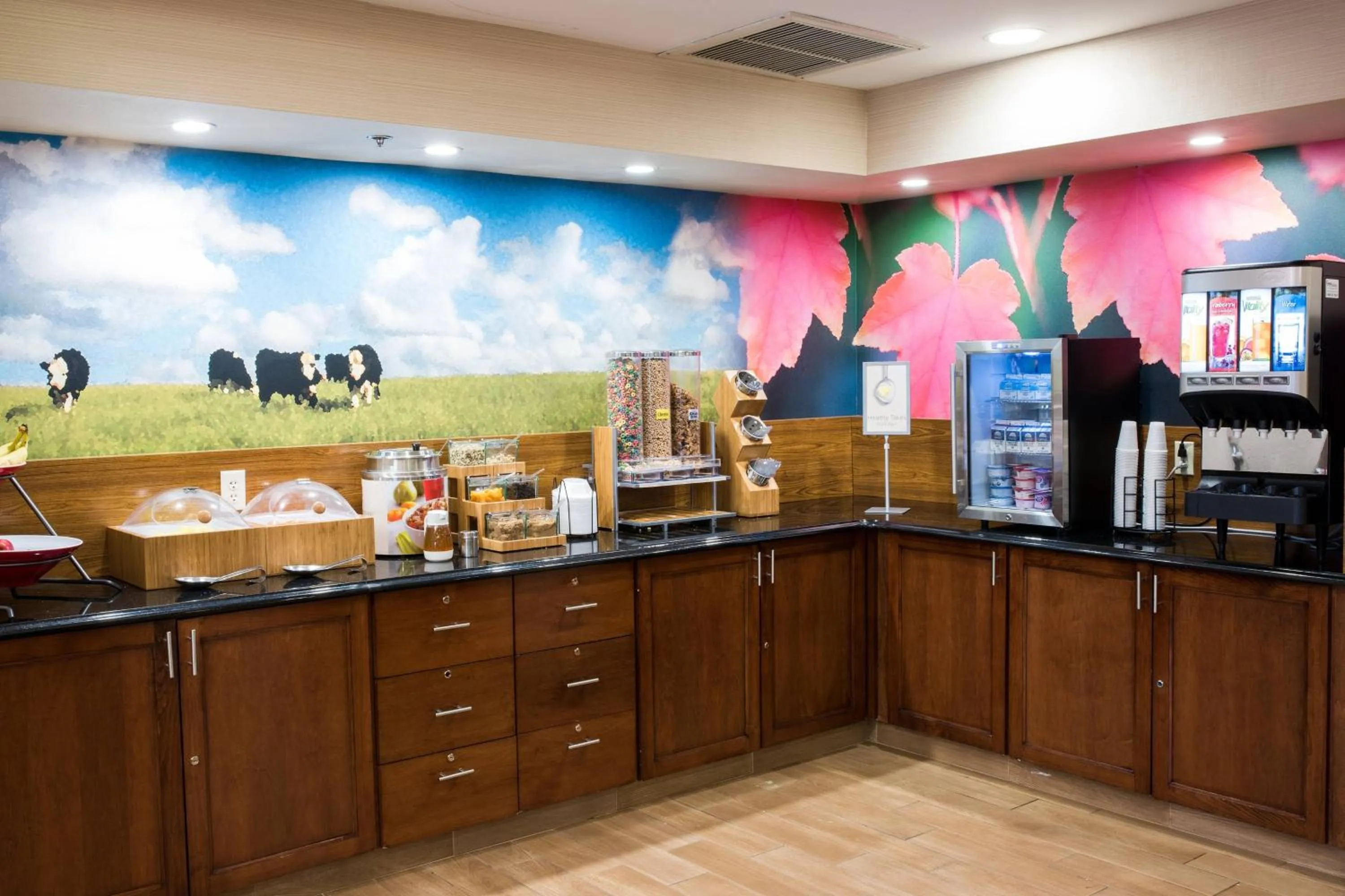 Breakfast in Fairfield by Marriott Inn & Suites Chesapeake