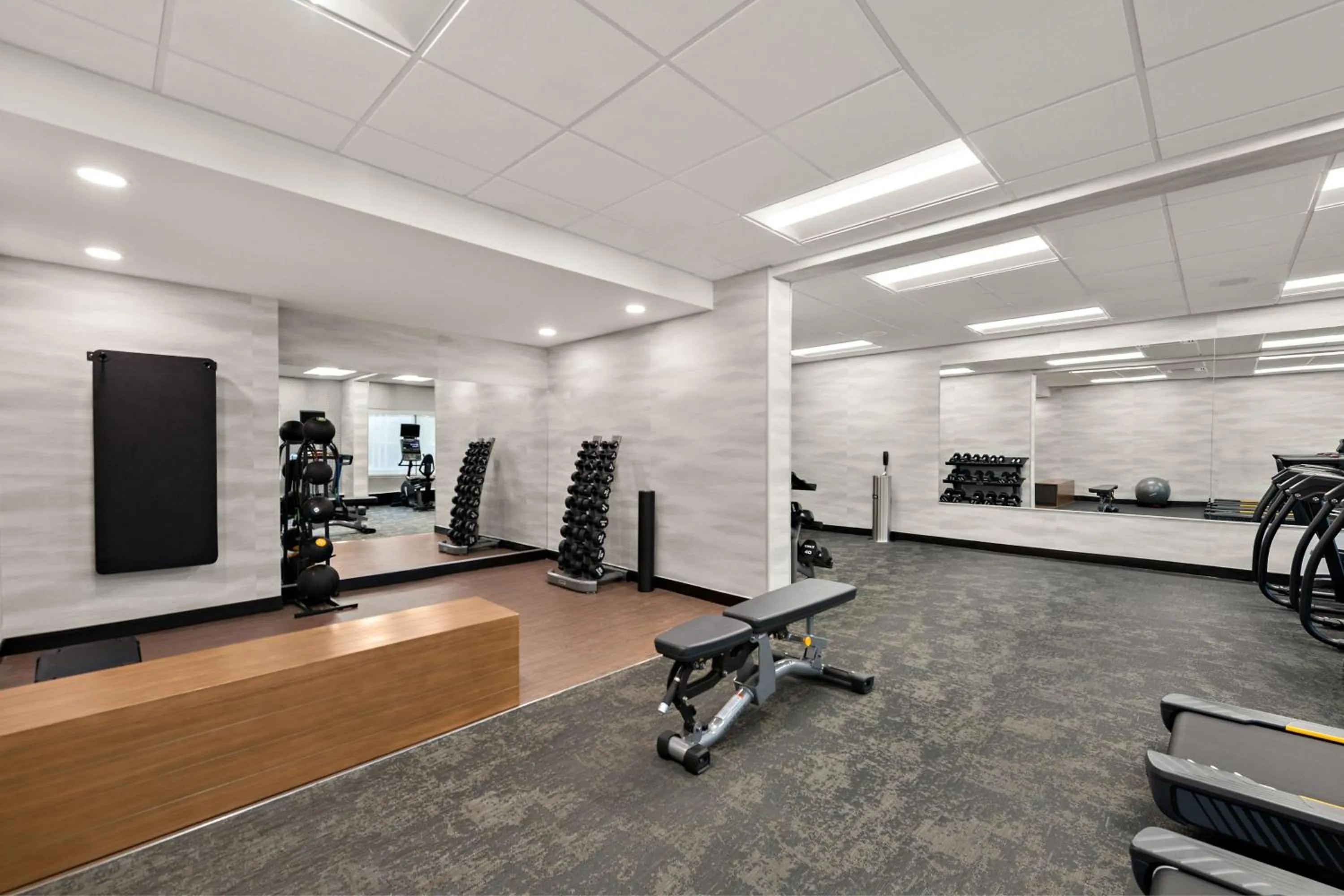Fitness centre/facilities in Fairfield by Marriott Inn & Suites Chesapeake