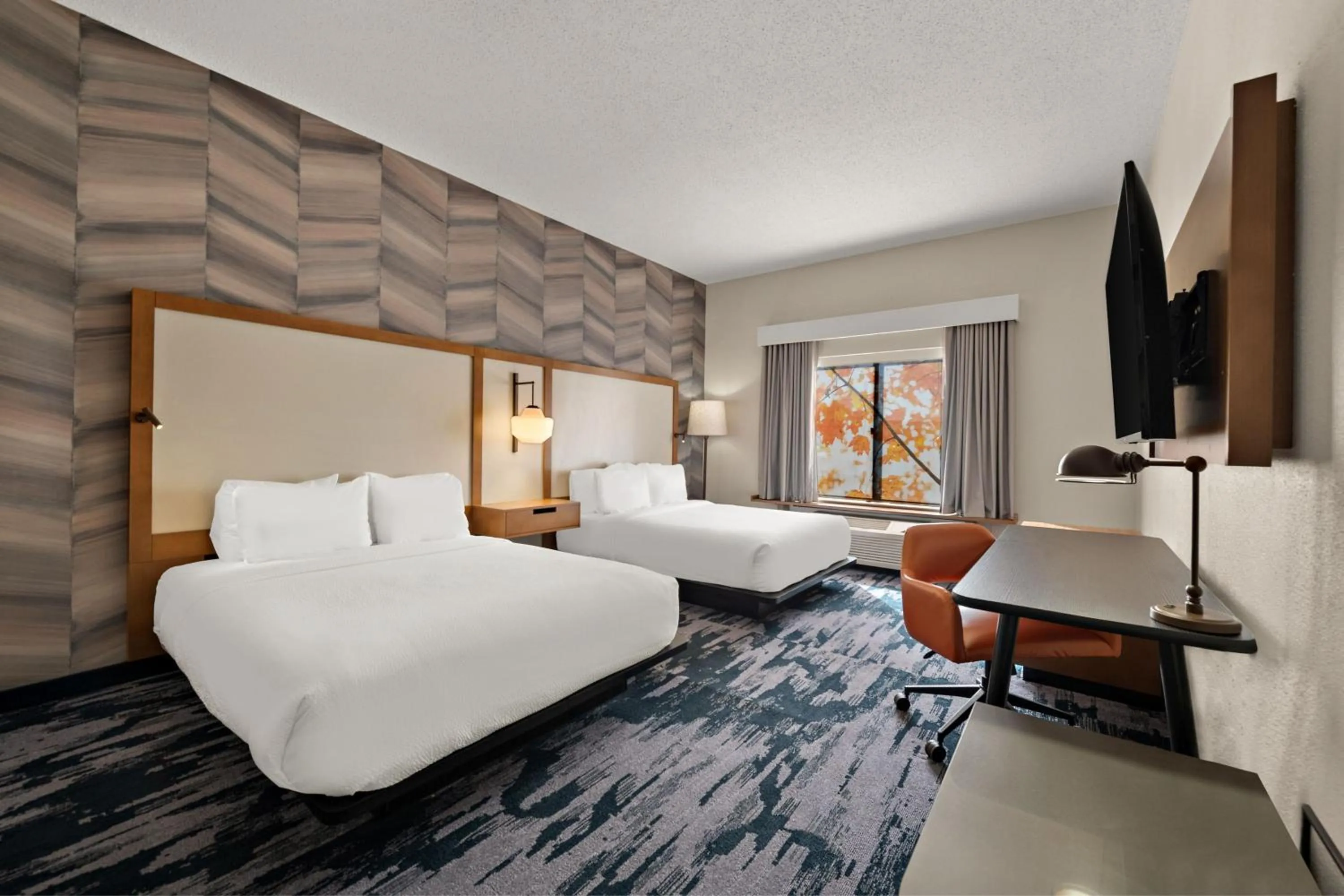 Photo of the whole room, Bed in Fairfield by Marriott Inn & Suites Chesapeake