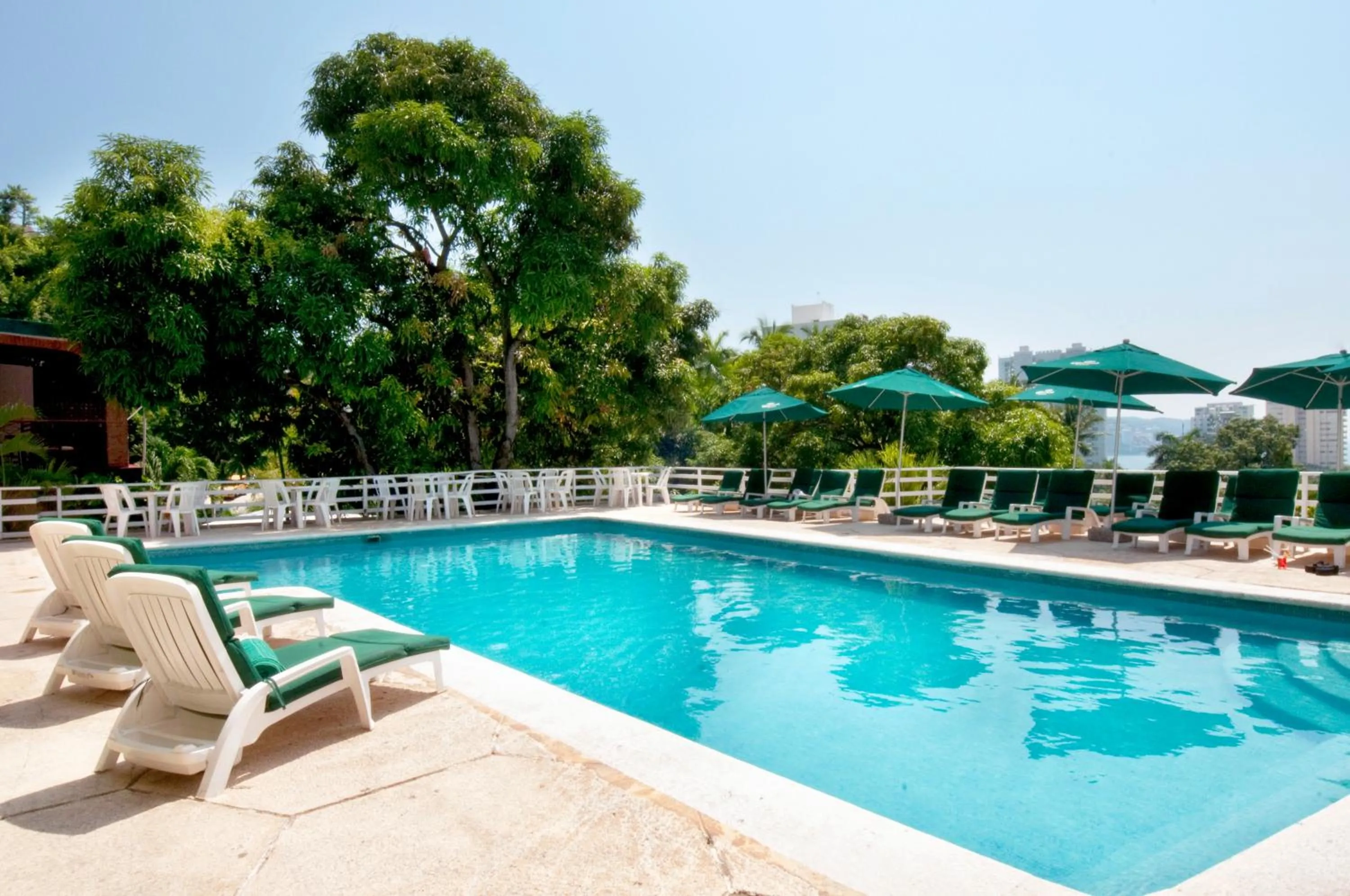 Swimming pool in Real Bananas All Inclusive