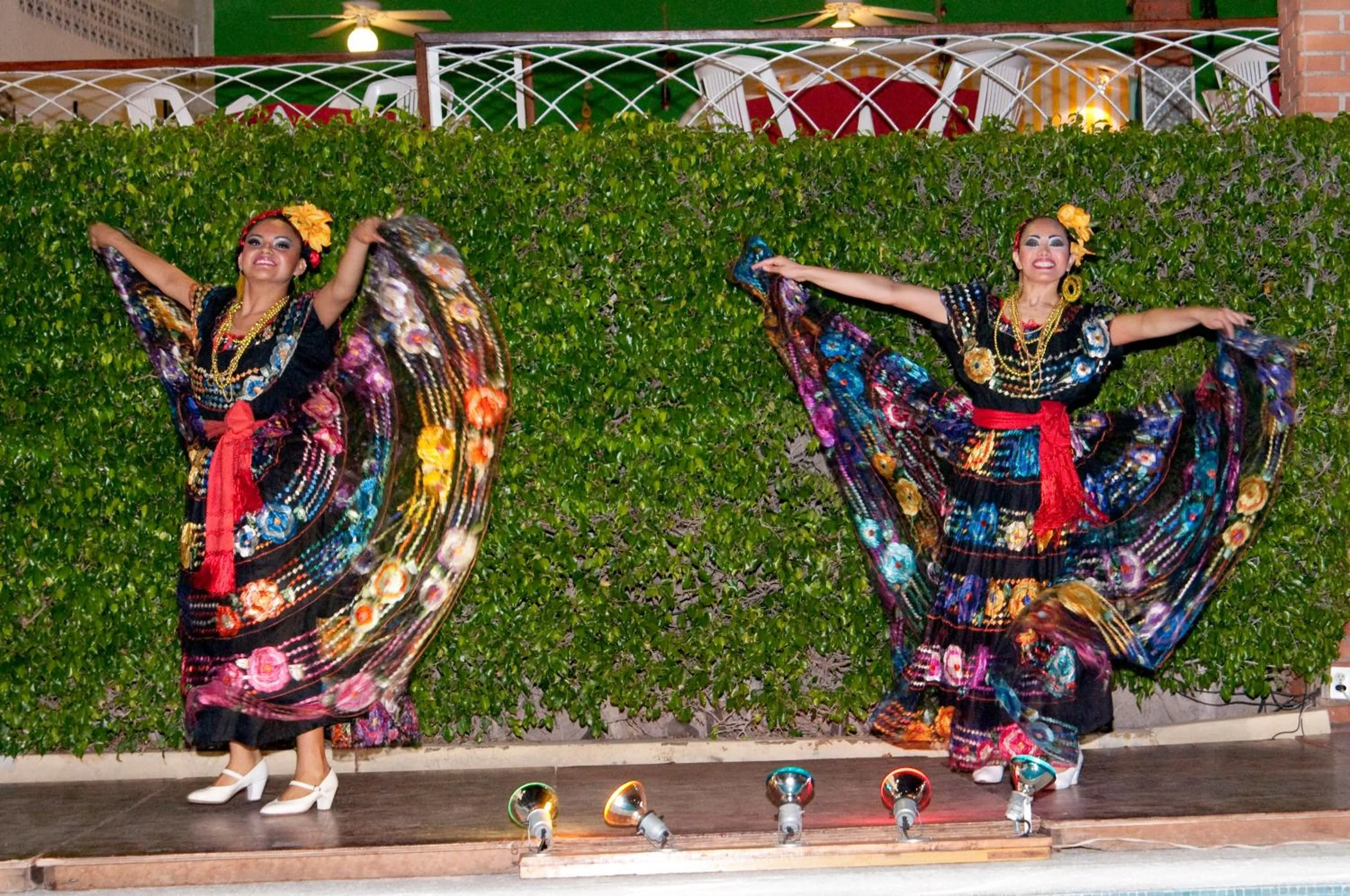 Entertainment in Real Bananas All Inclusive