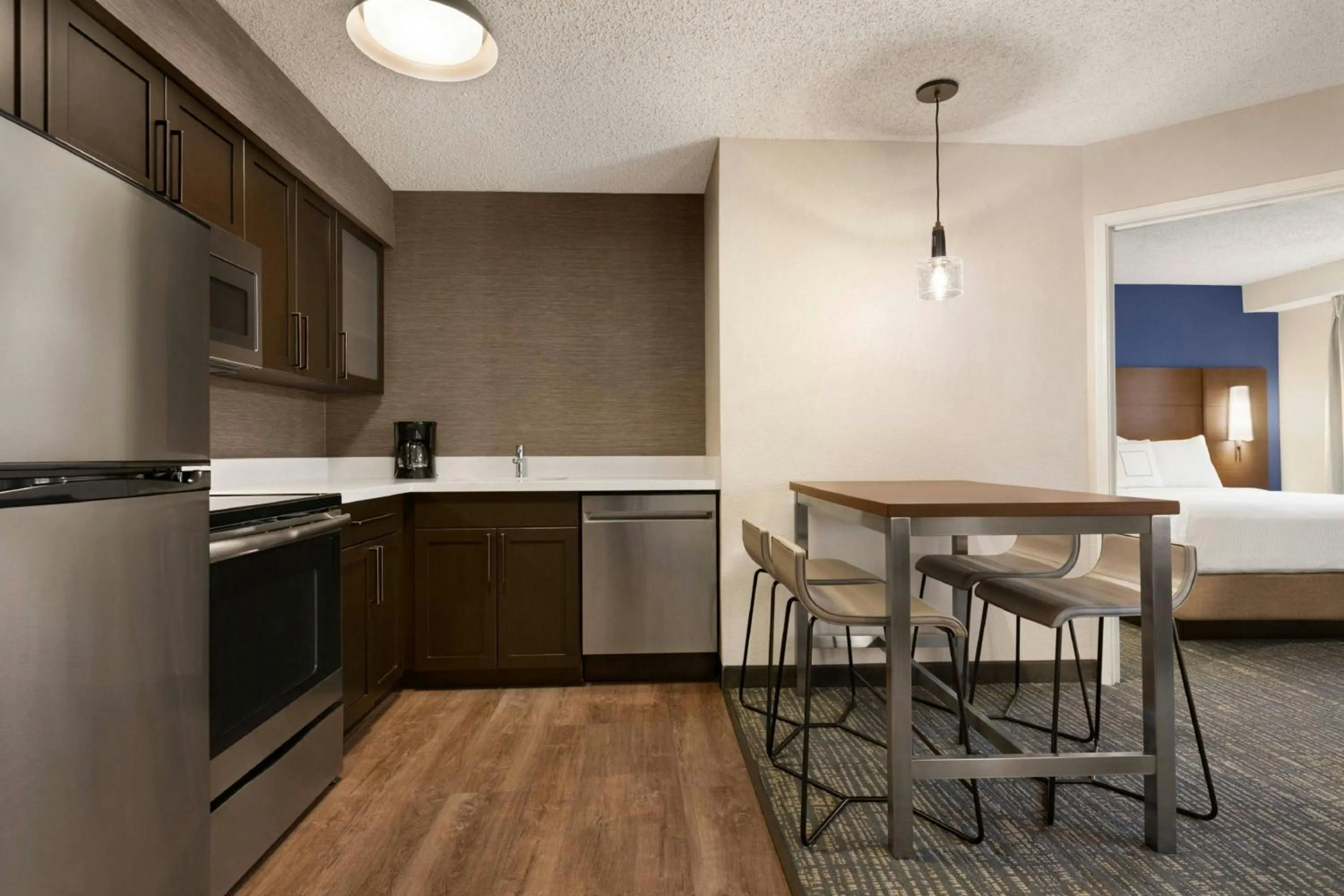 Kitchen or kitchenette in Residence Inn by Marriott Norfolk Airport