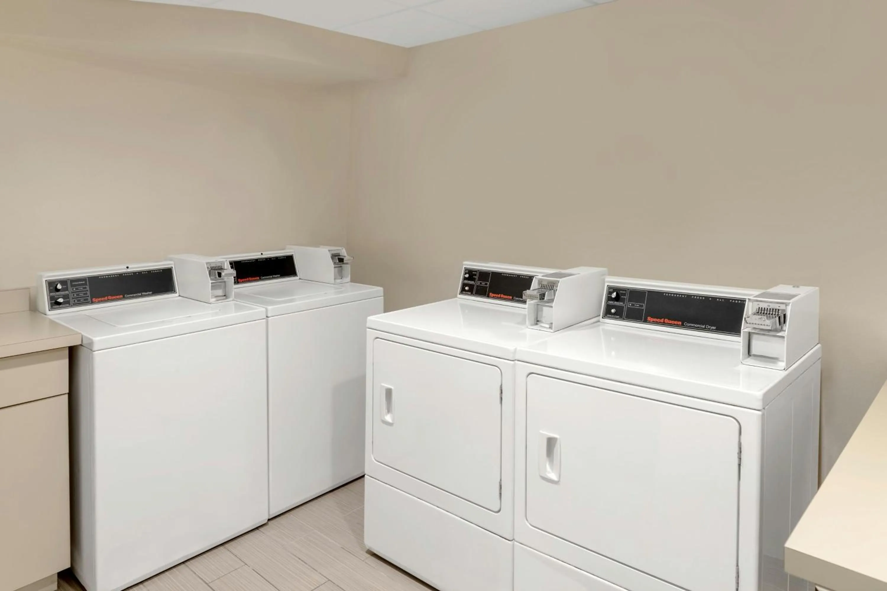 Other in Courtyard Palo Alto Los Altos