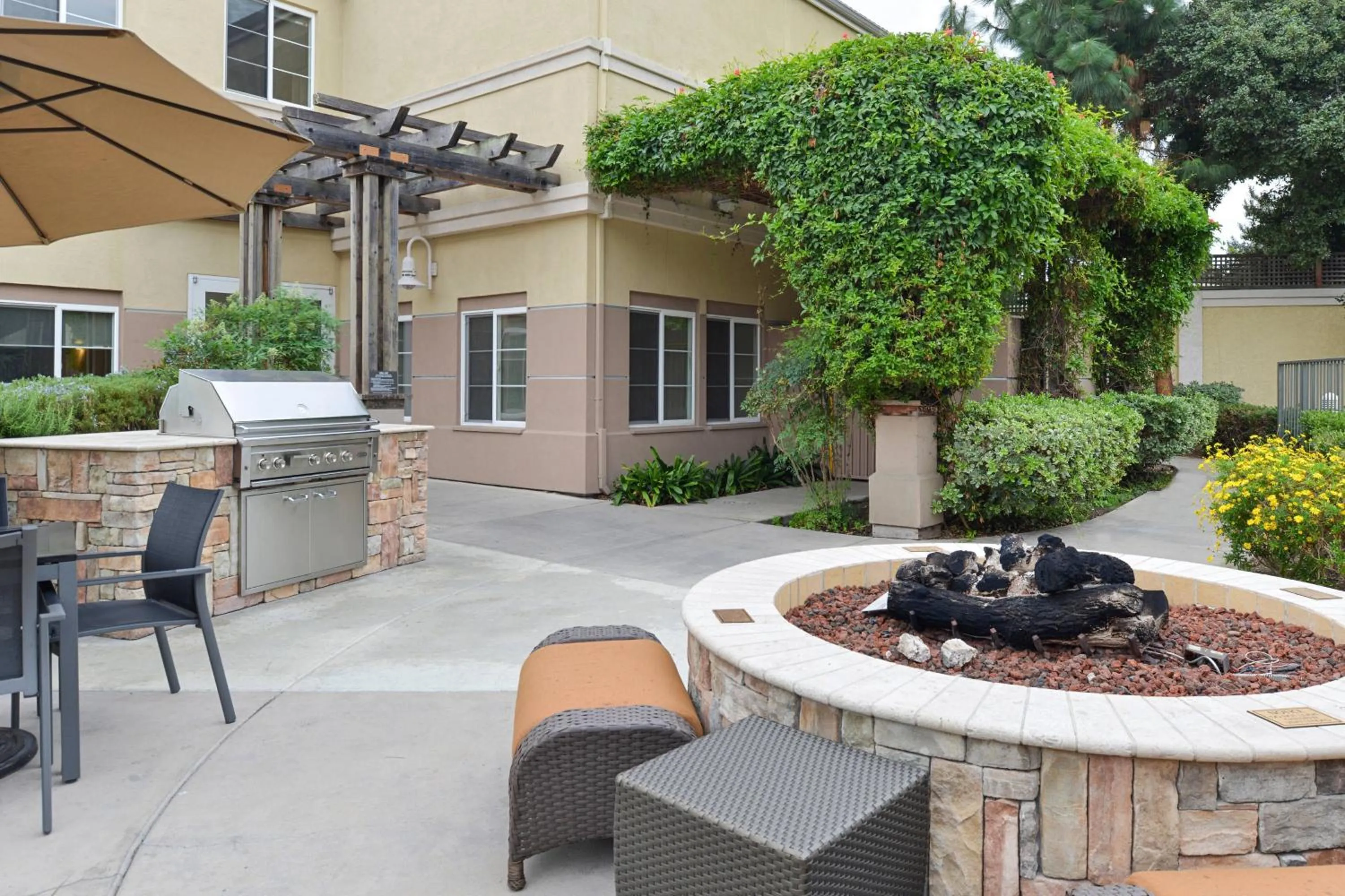 Lounge or bar in Residence Inn Palo Alto Los Altos