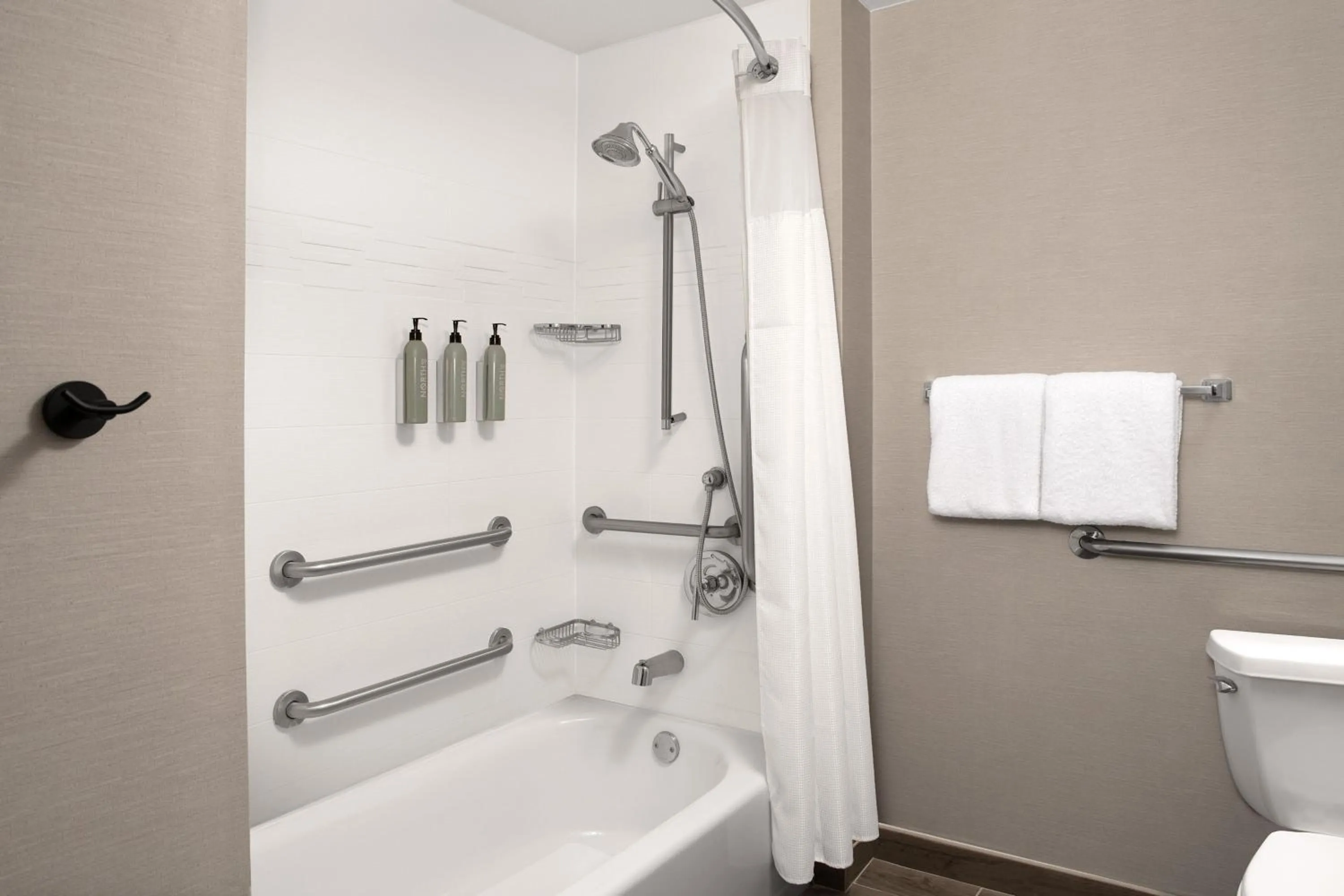 Bathroom in Residence Inn Palo Alto Los Altos