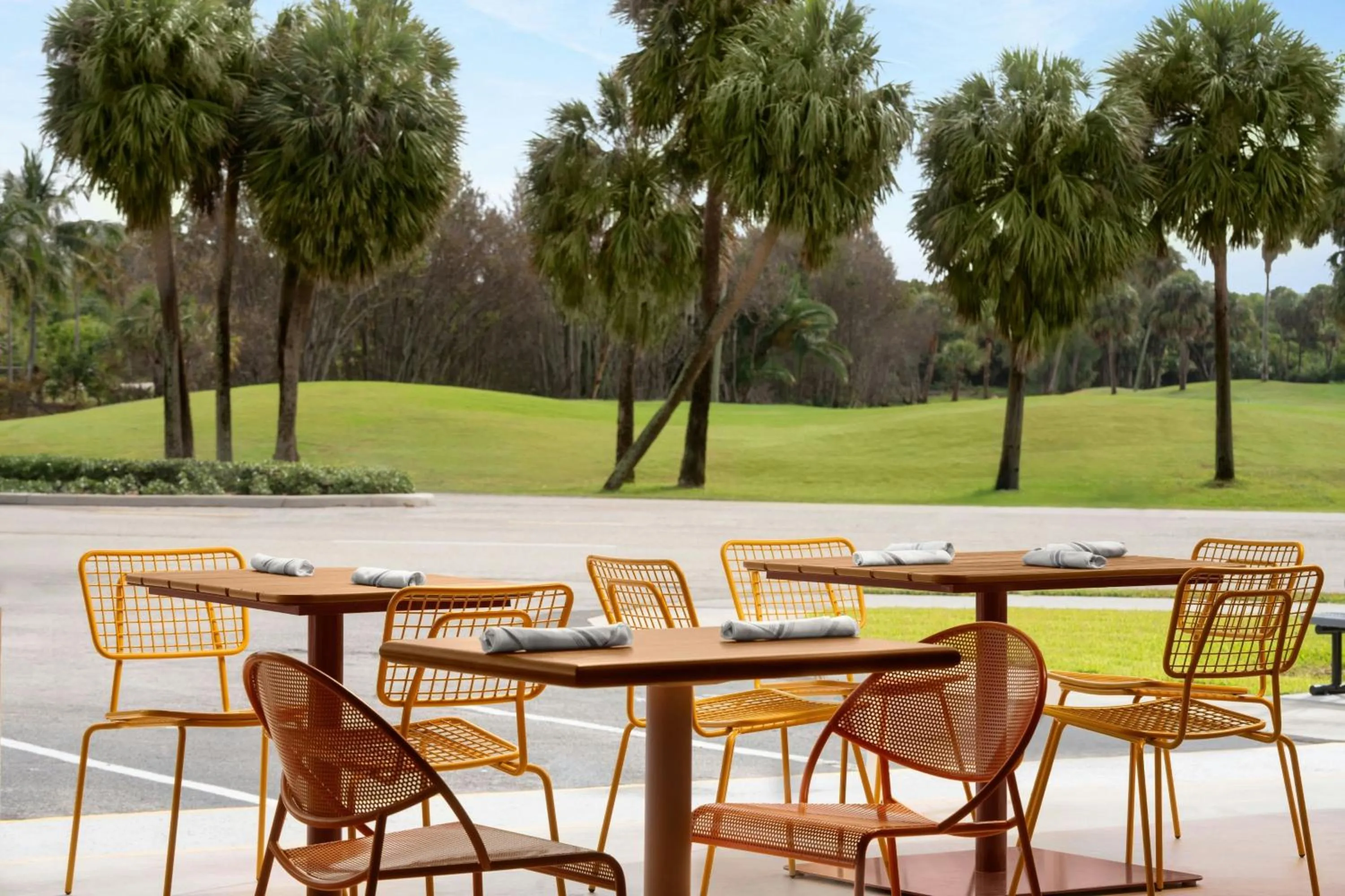 Property building in Marriott Hutchinson Island Resort & Beach Villas, Golf & Marina