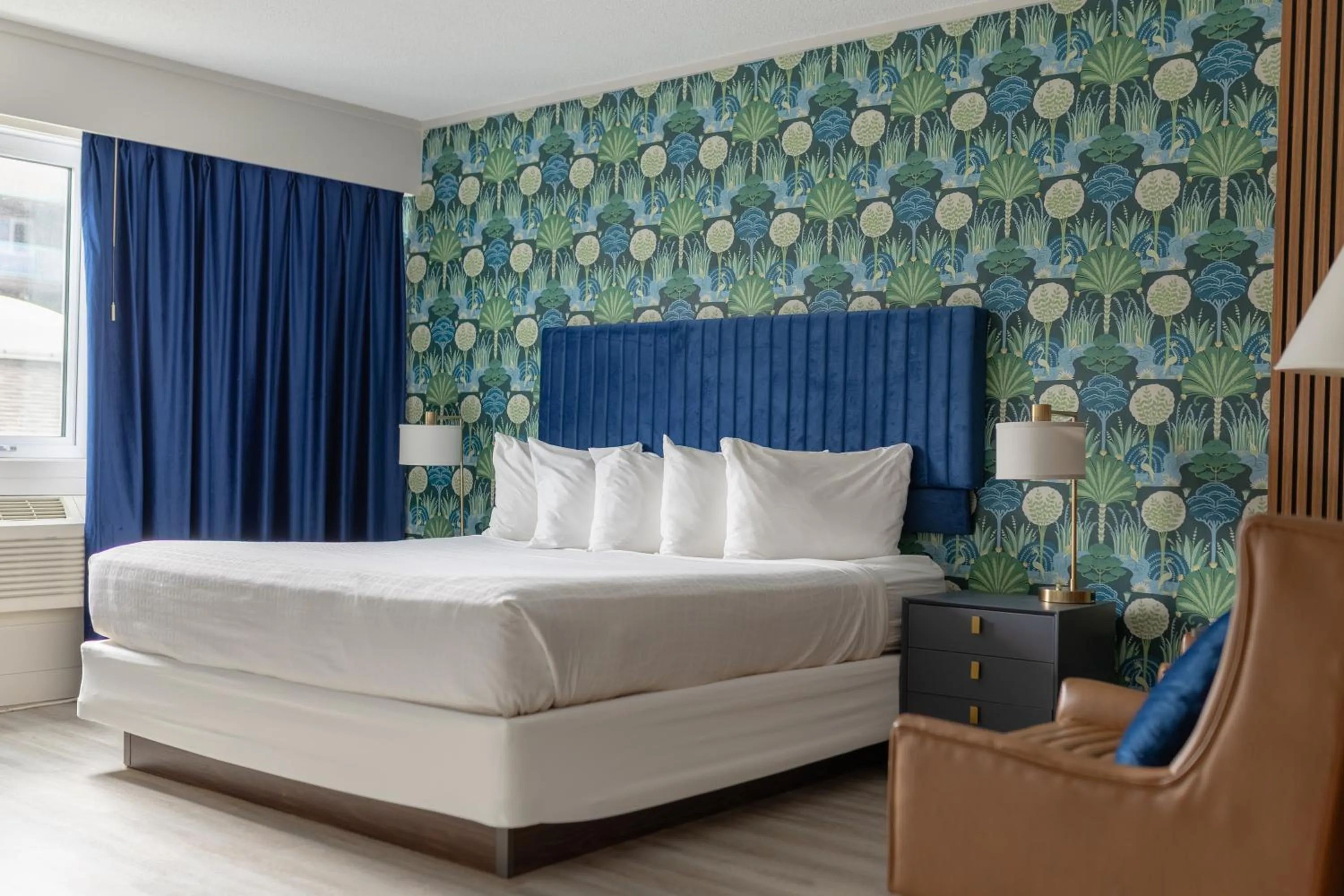 Bedroom, Bed in The Thompson Hotel