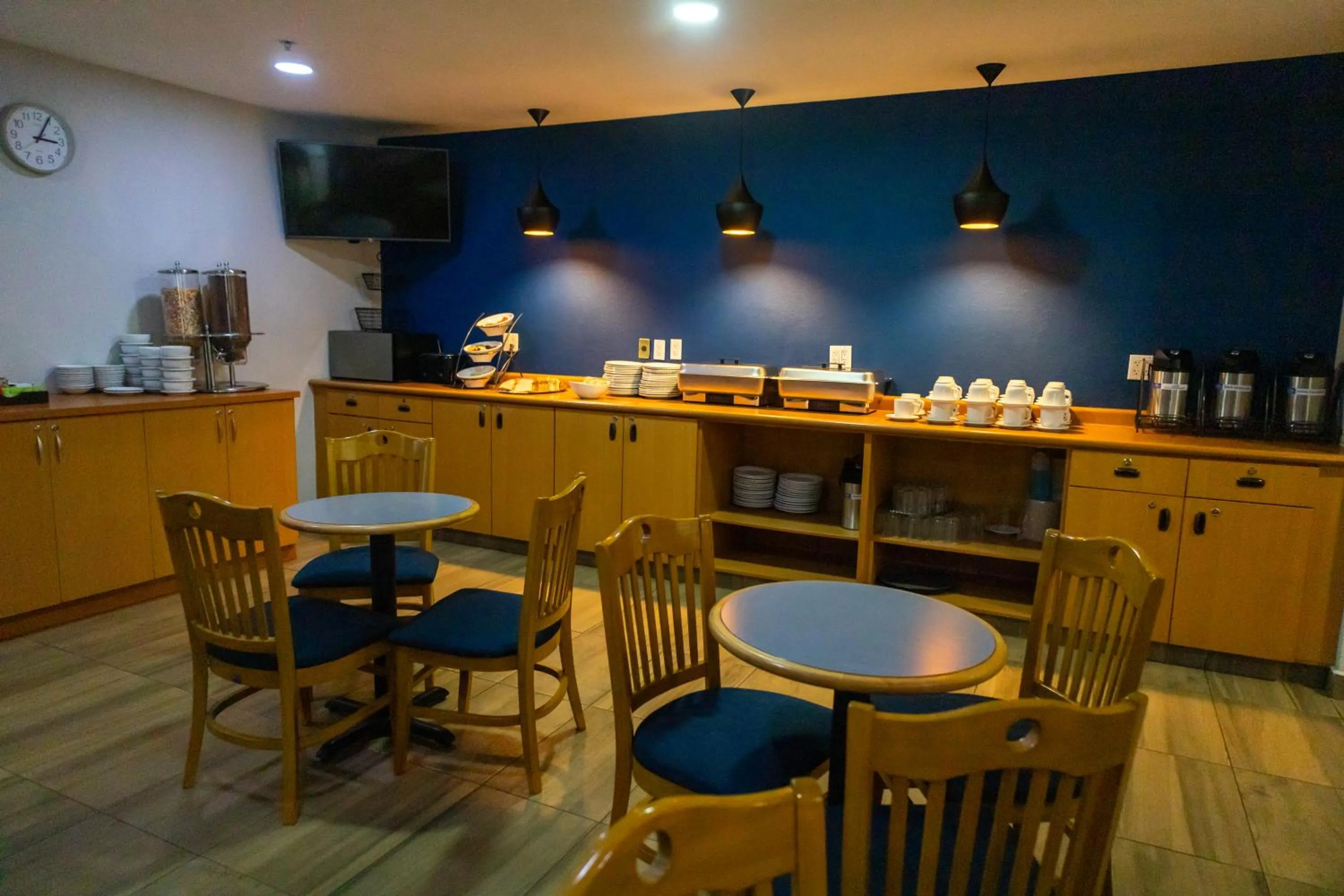 Restaurant/places to eat in Microtel Inn & Suites by Wyndham Culiacán