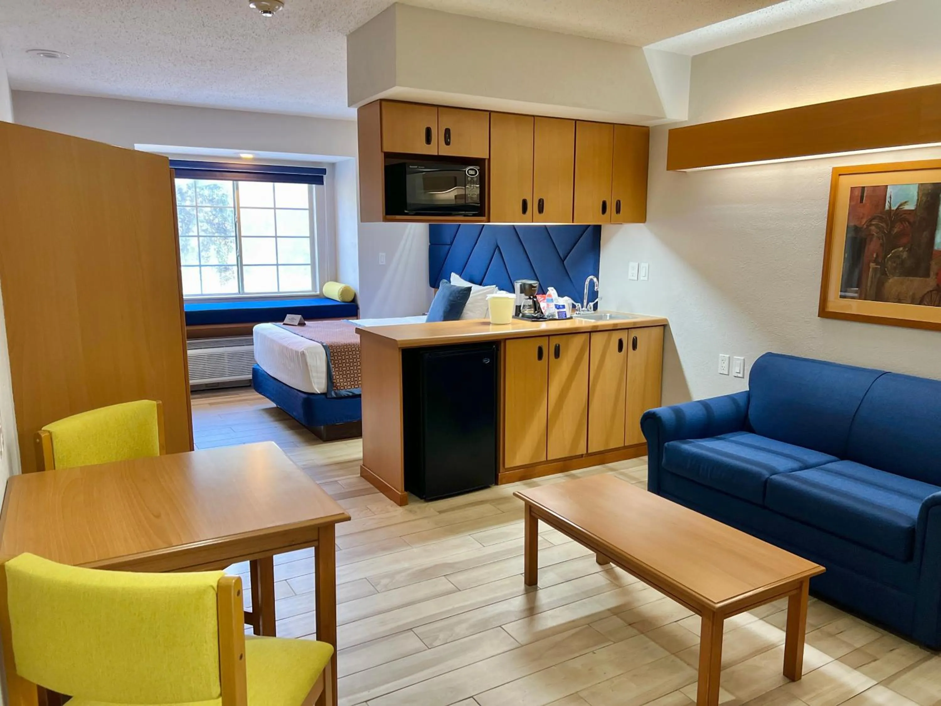 Photo of the whole room in Microtel Inn & Suites by Wyndham Culiacán