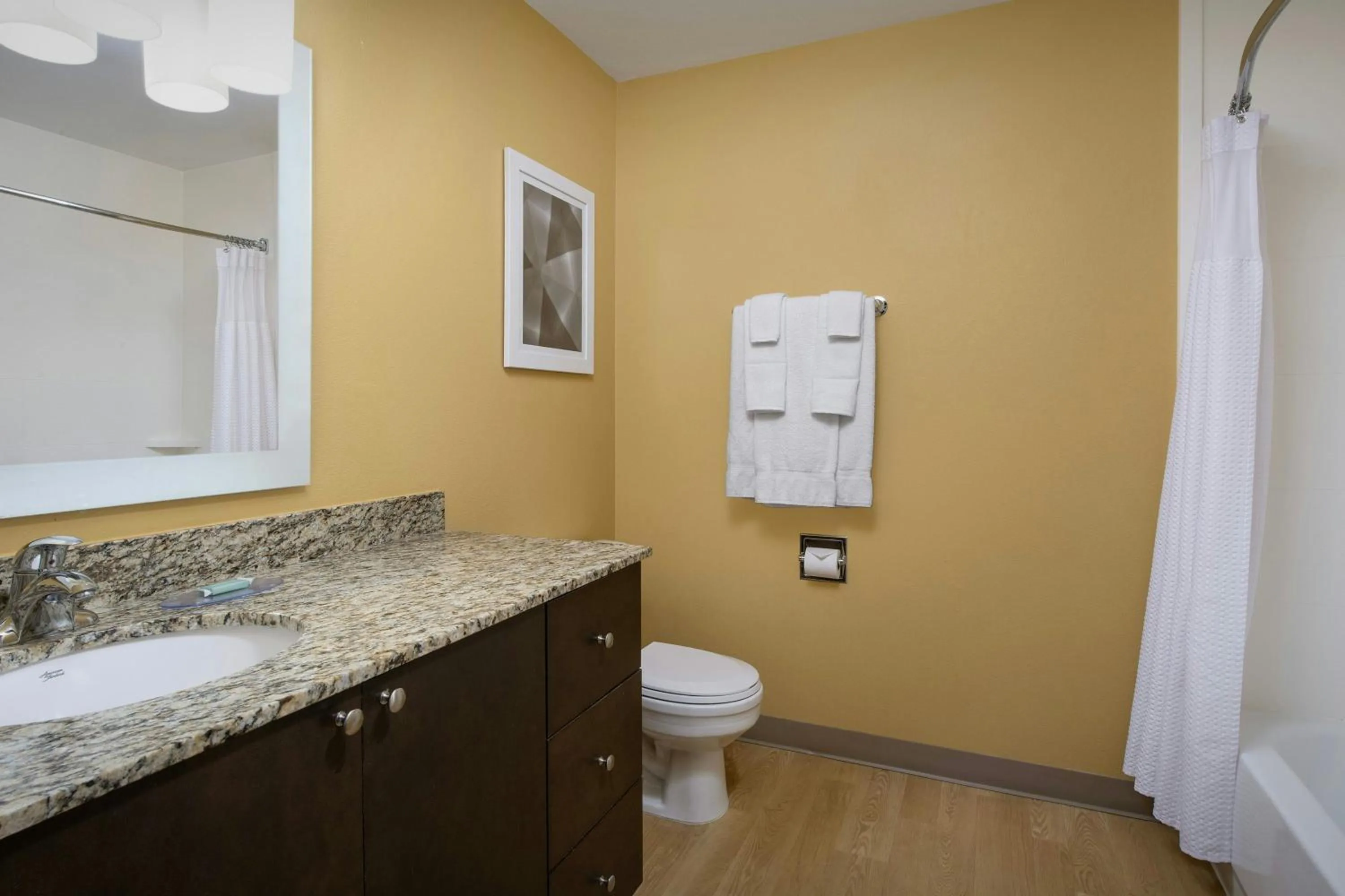 Bathroom in TownePlace Suites by Marriott Portland Hillsboro