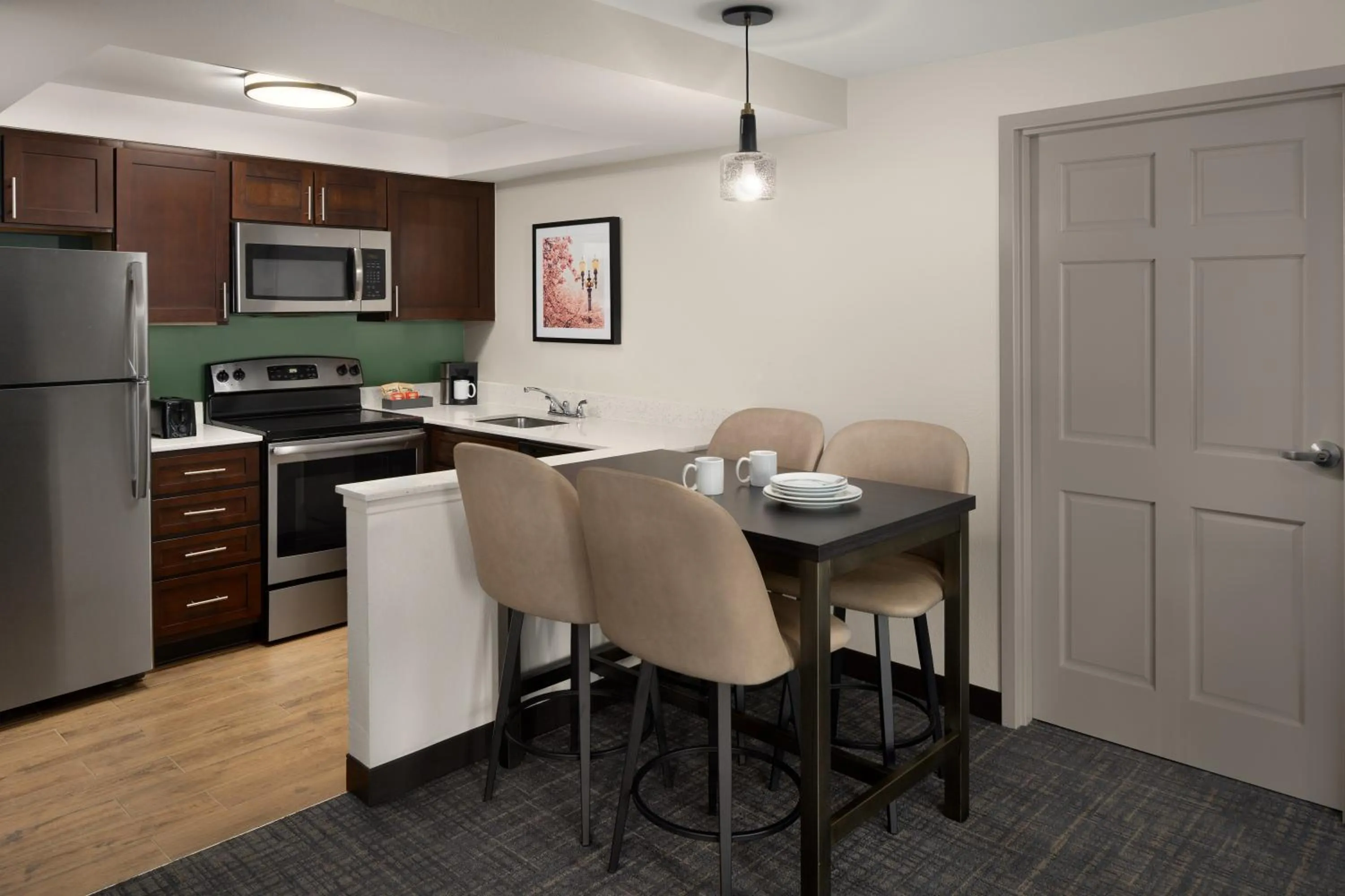 kitchen in Residence Inn Portland Hillsboro