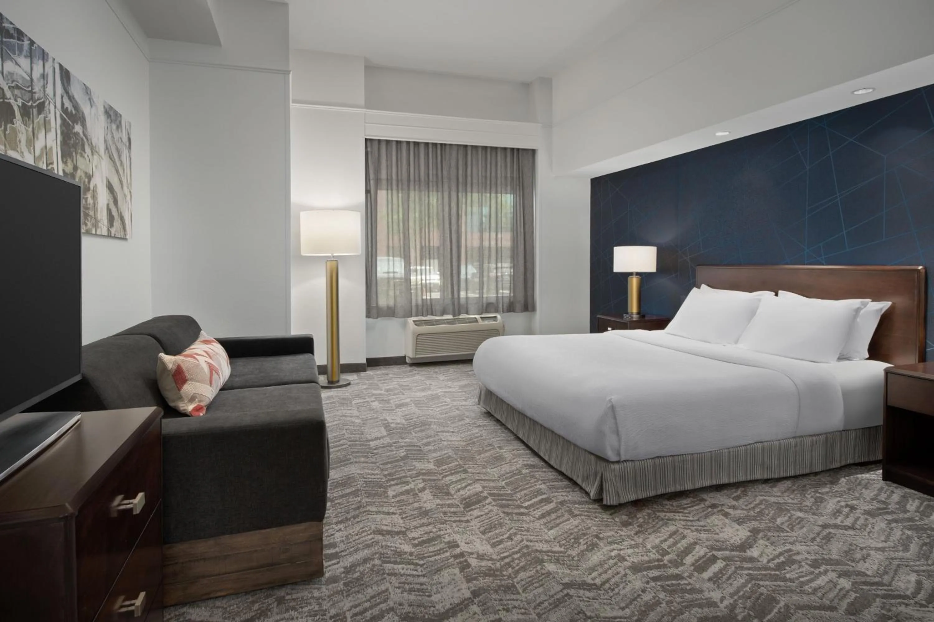 Photo of the whole room, Bed in SpringHill Suites by Marriott Portland Vancouver