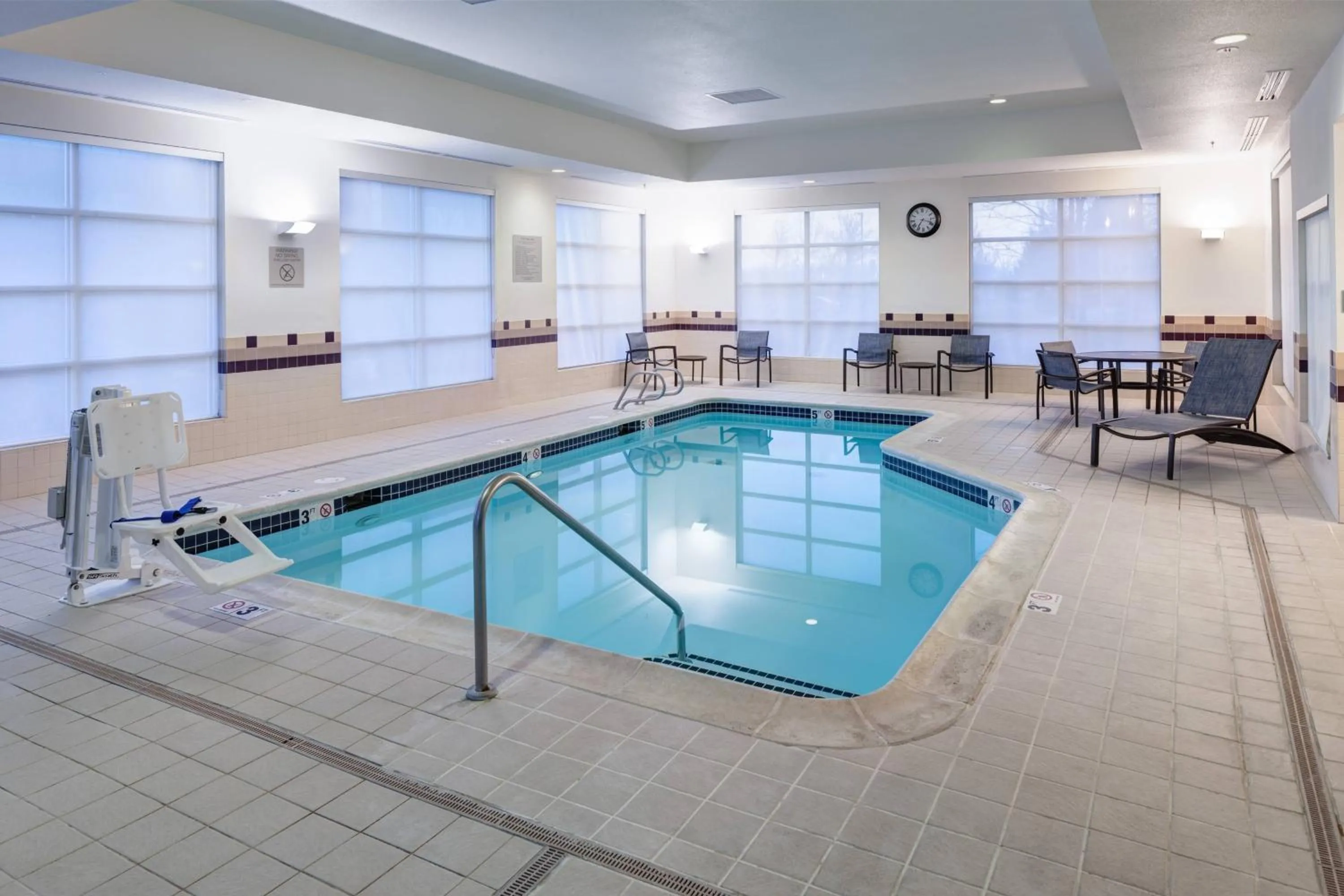 Swimming pool in SpringHill Suites by Marriott Portland Vancouver