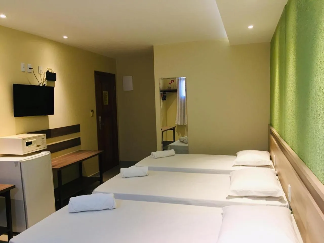 Photo of the whole room, Bed in Hotel Sandis