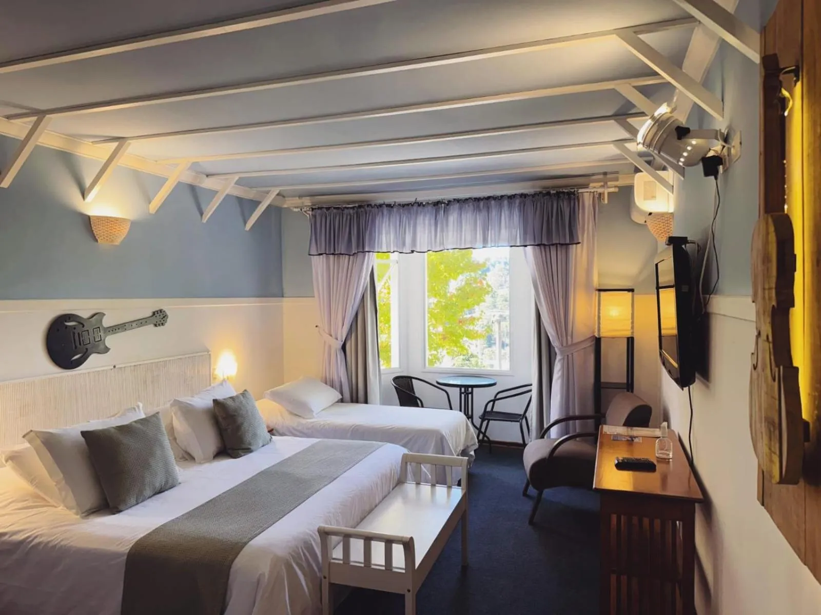 TV and multimedia, Bed in Pousada Piano Piano