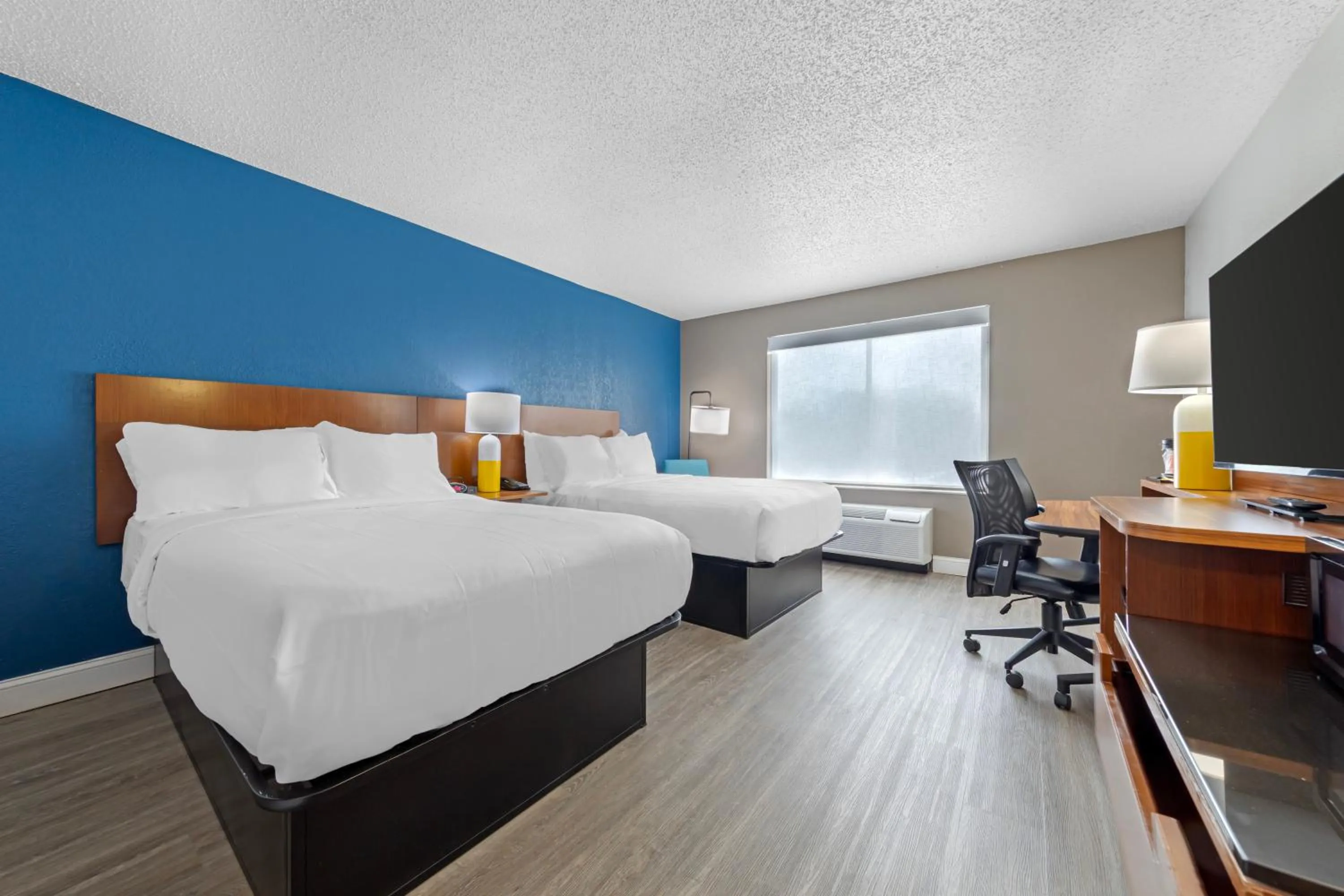 Bedroom, Bed in Comfort Inn & Suites Mt Laurel-Philadelphia
