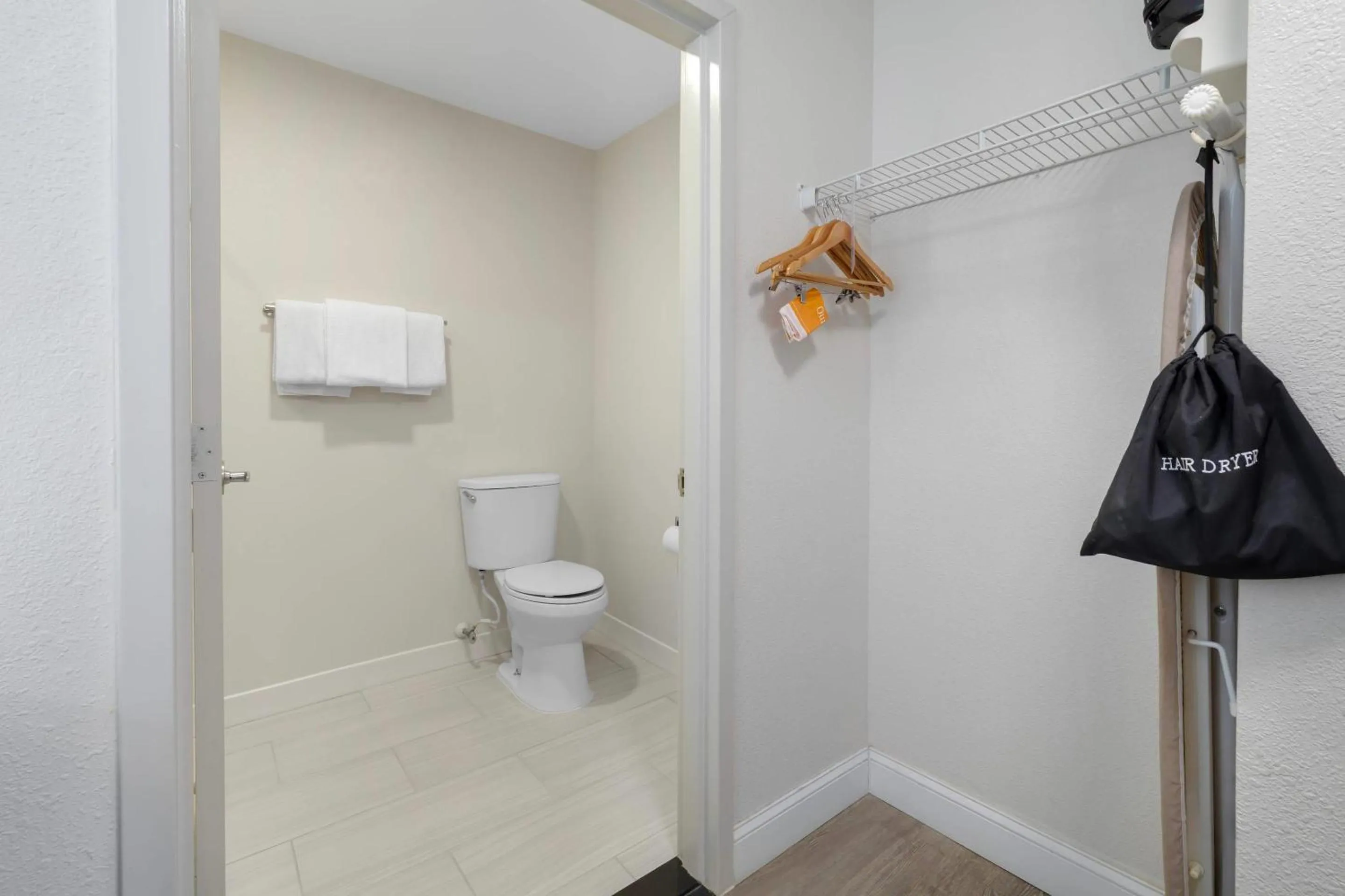 Bedroom in Comfort Inn & Suites Mt Laurel-Philadelphia