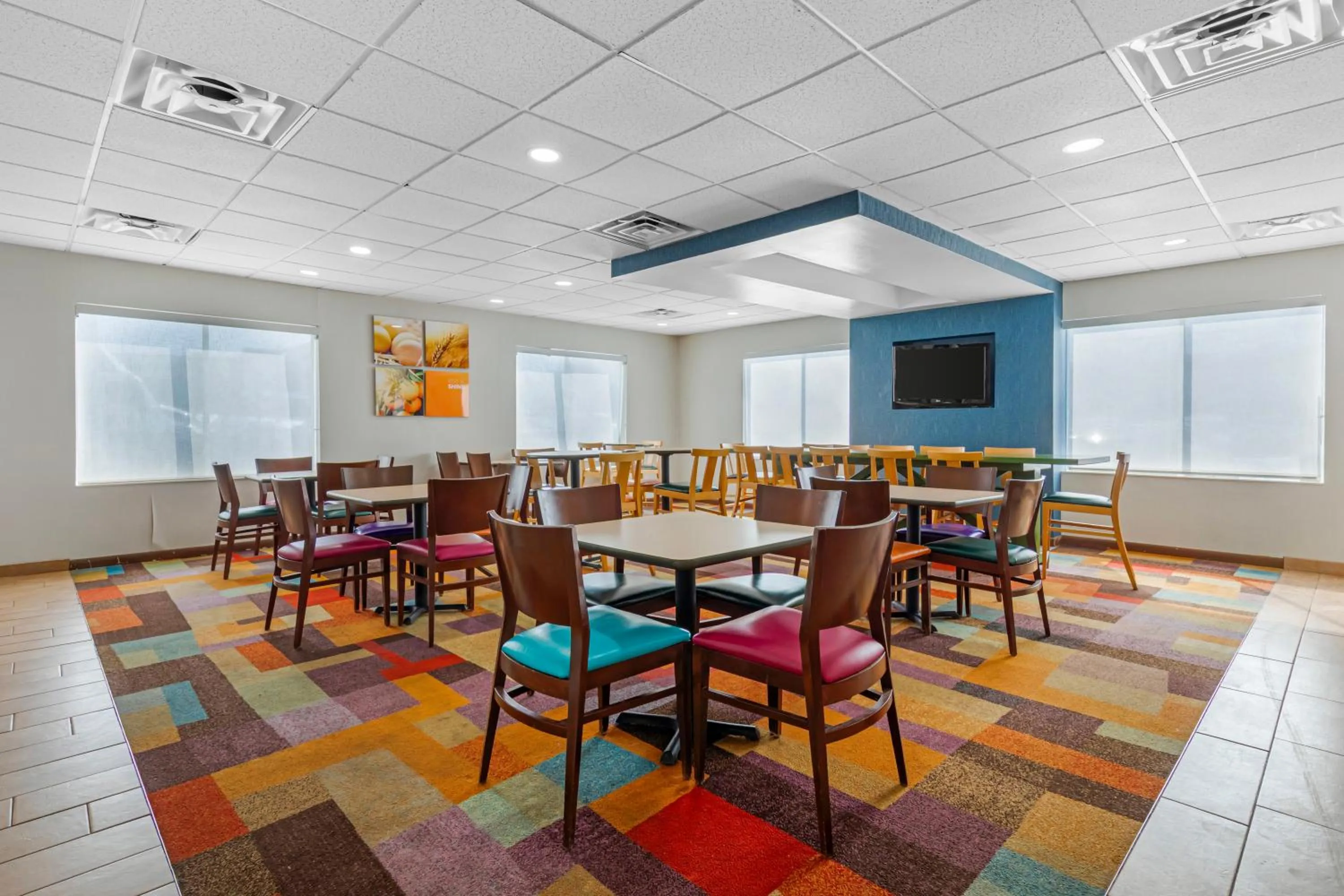 Breakfast in Comfort Inn & Suites Mt Laurel-Philadelphia