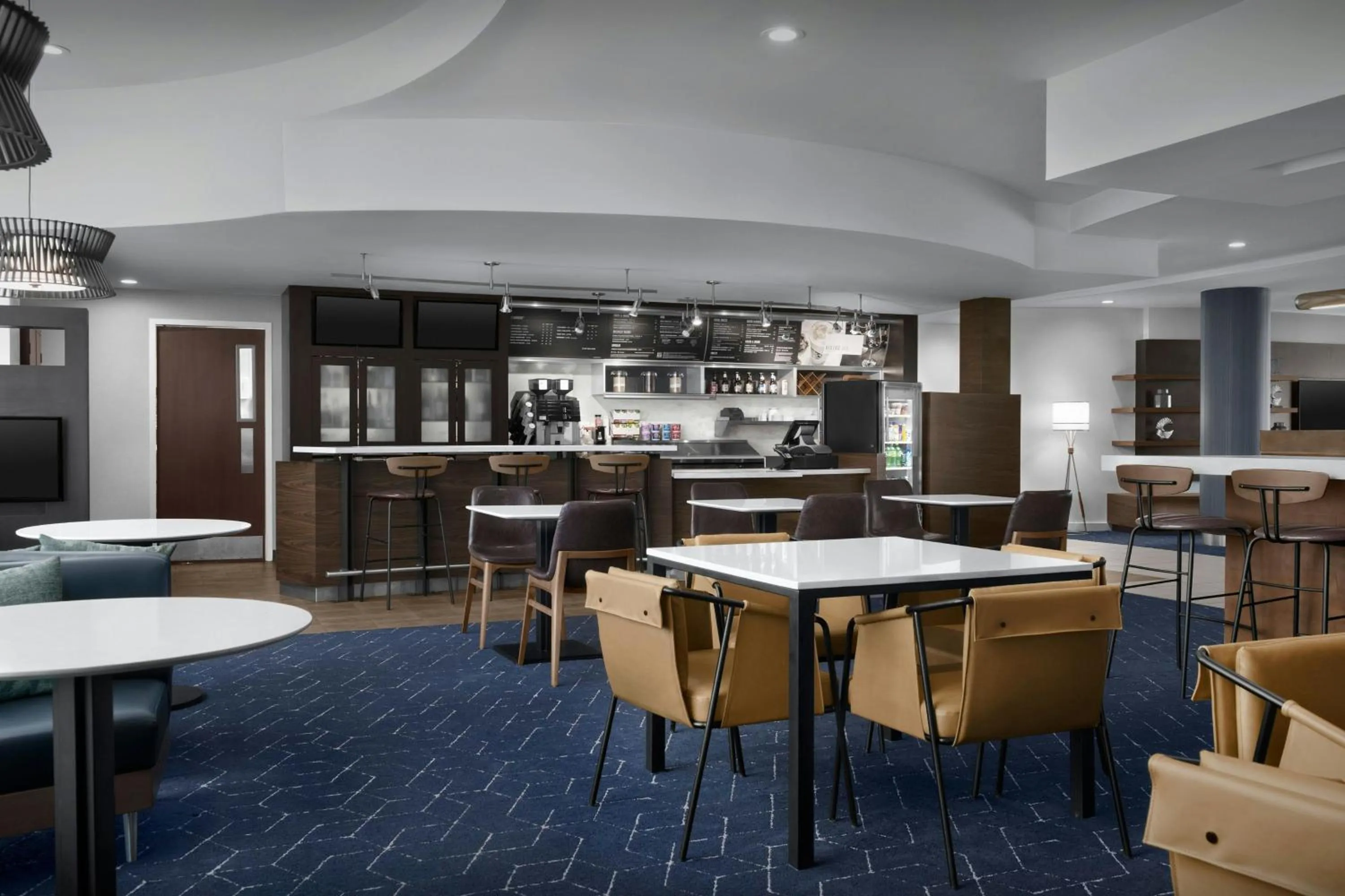 Restaurant/places to eat in Courtyard Philadelphia Great Valley/Malvern