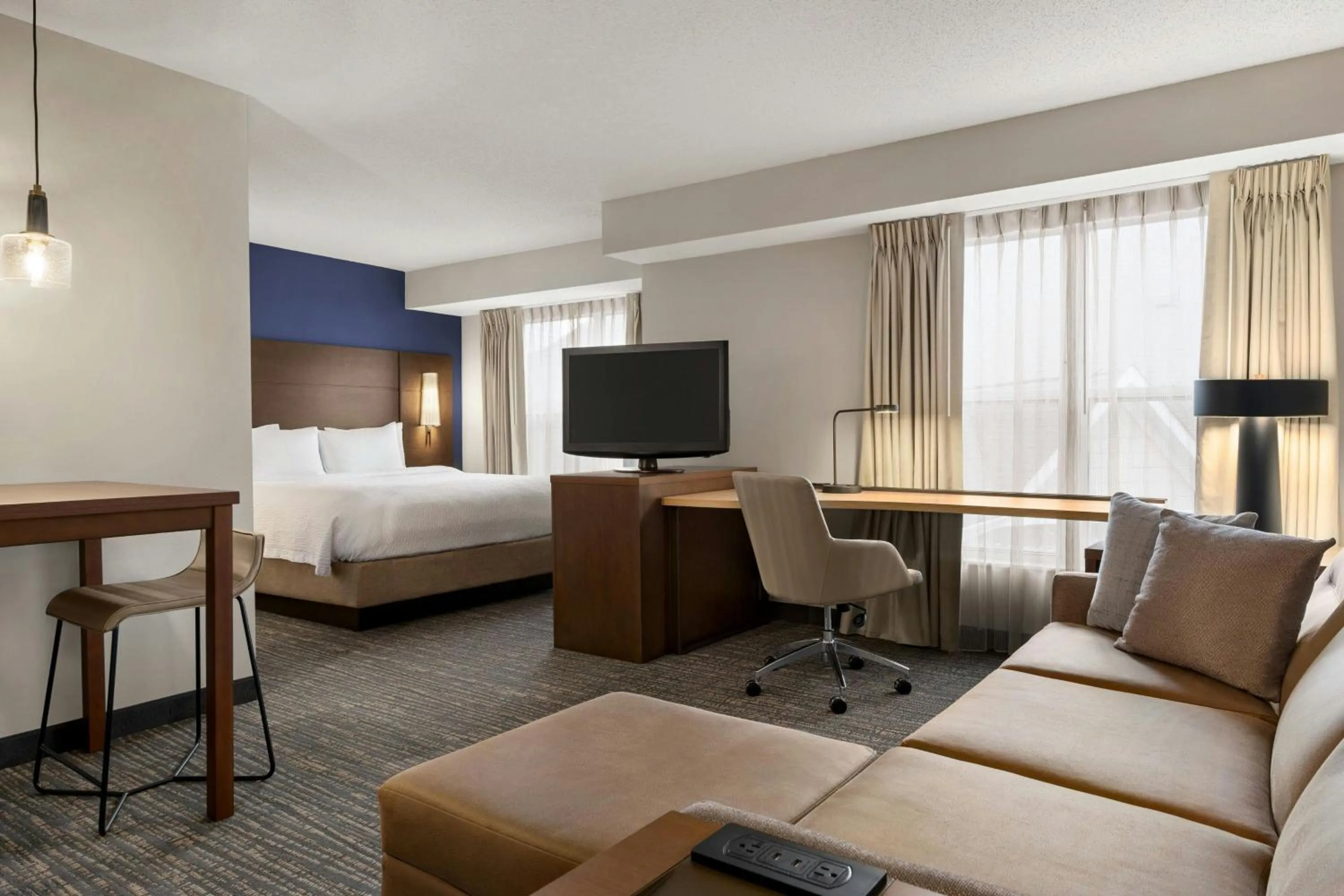 Photo of the whole room, Bed in Residence Inn by Marriott Philadelphia West Chester/Exton