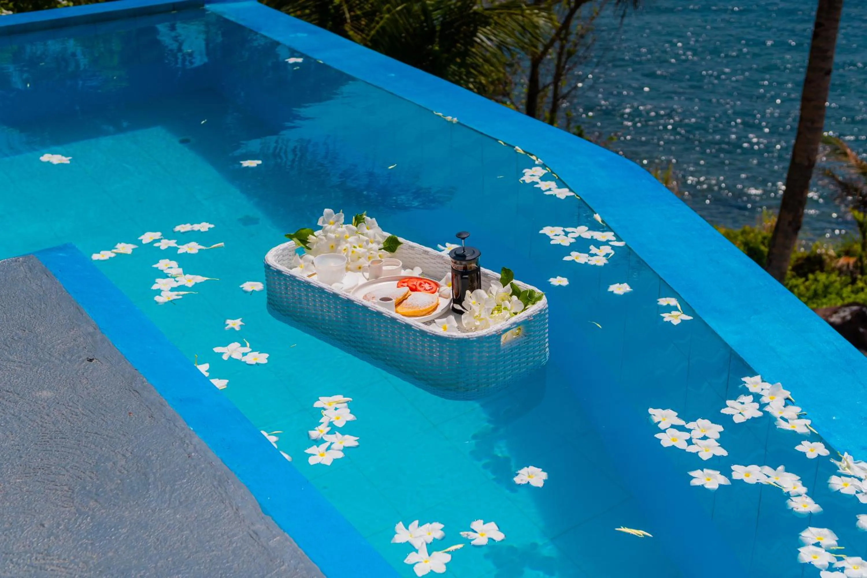 Swimming pool in Bintana Sa Paraiso