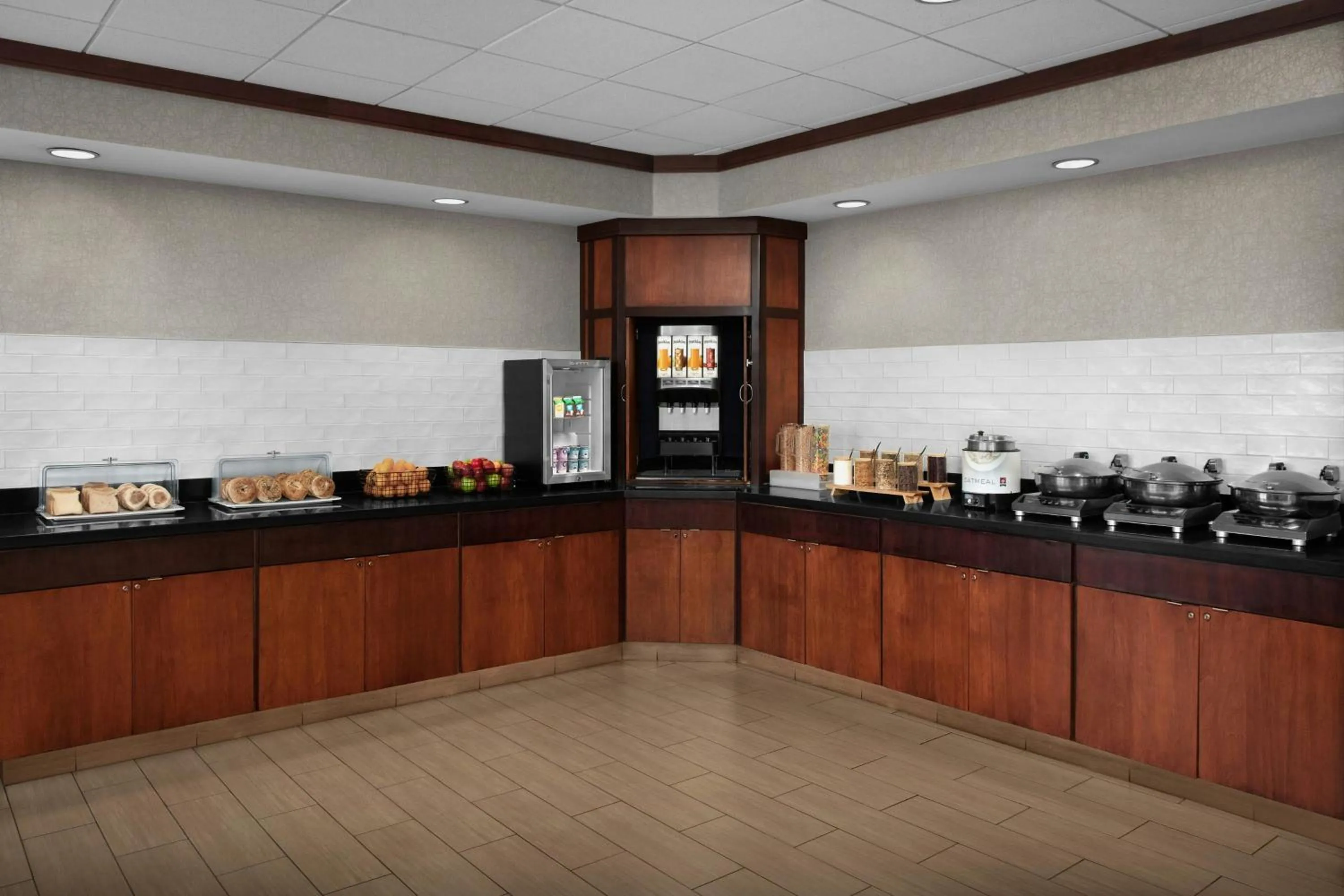 Breakfast in Fairfield Inn and Suites Phoenix Chandler Fashion Center